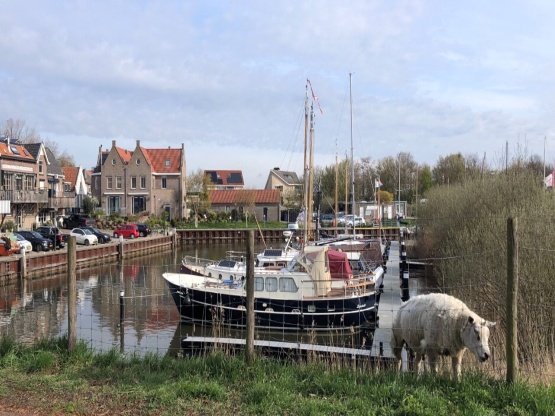 Villa Avondrood: watervilla met aanlegsteiger aan het Volkerak - foto 33