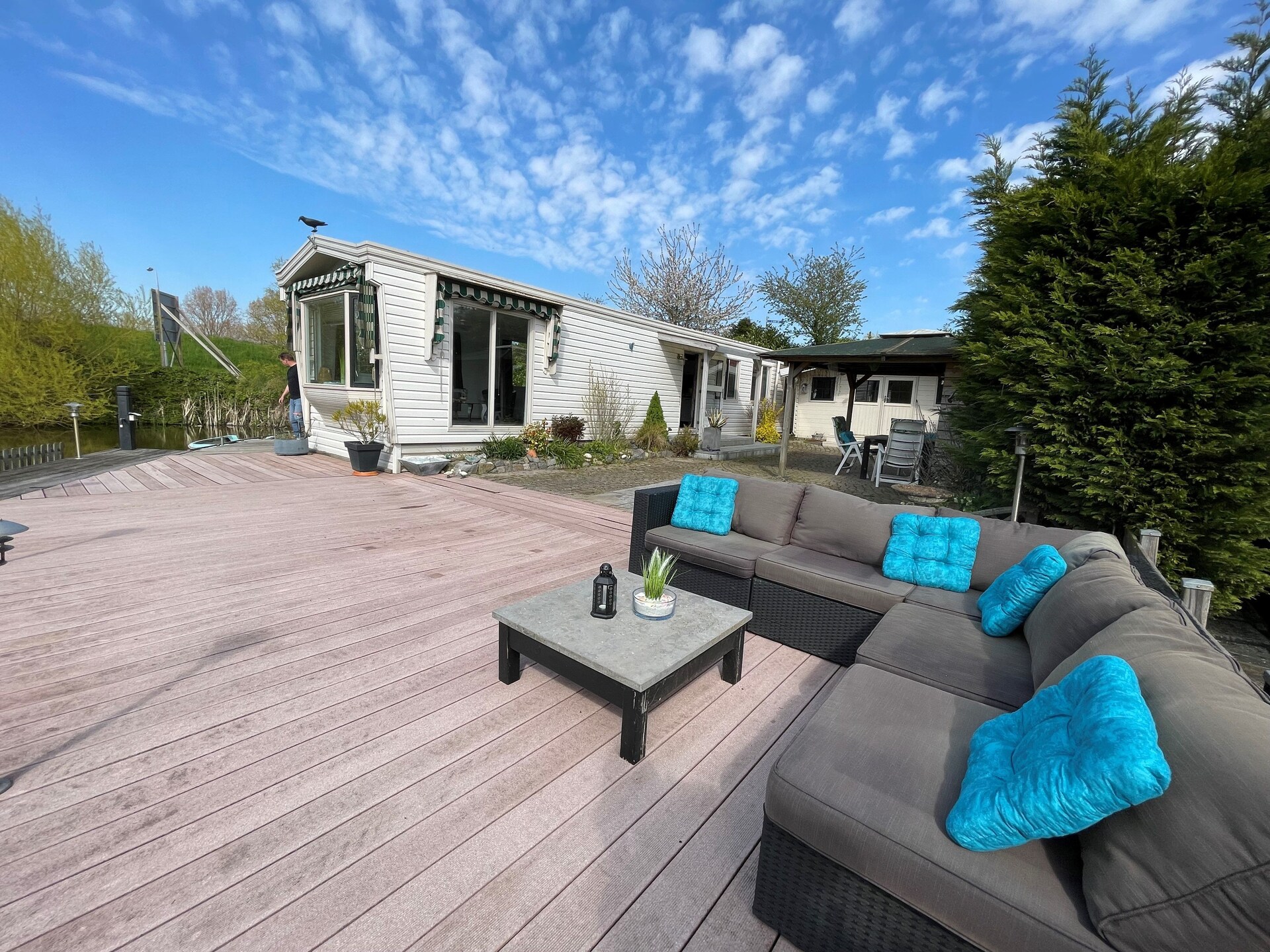 Villa Avondrood: watervilla met aanlegsteiger aan het Volkerak - foto 7