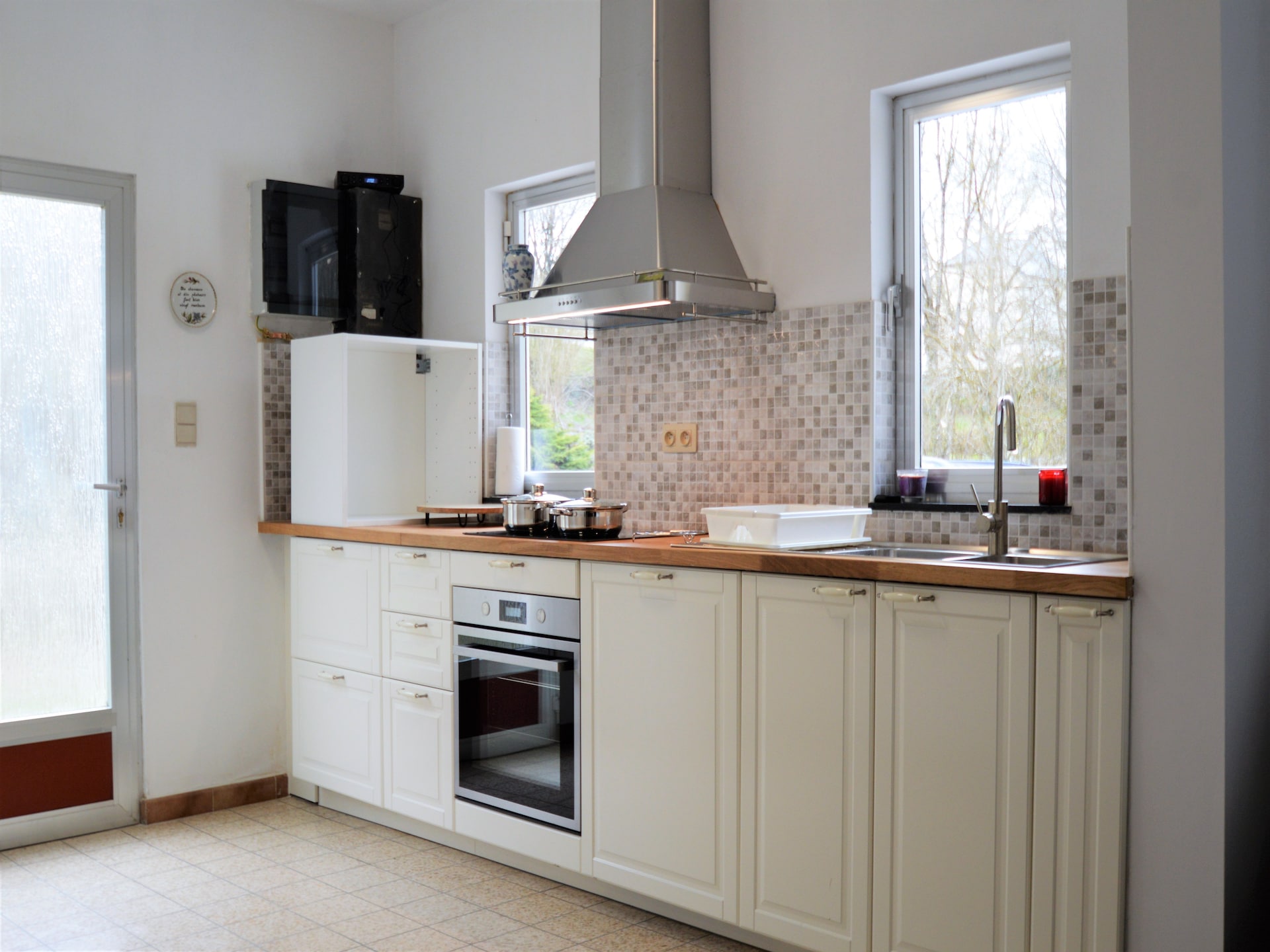 4-persoons vakantiehuis aan het meer in Rosée - foto 3