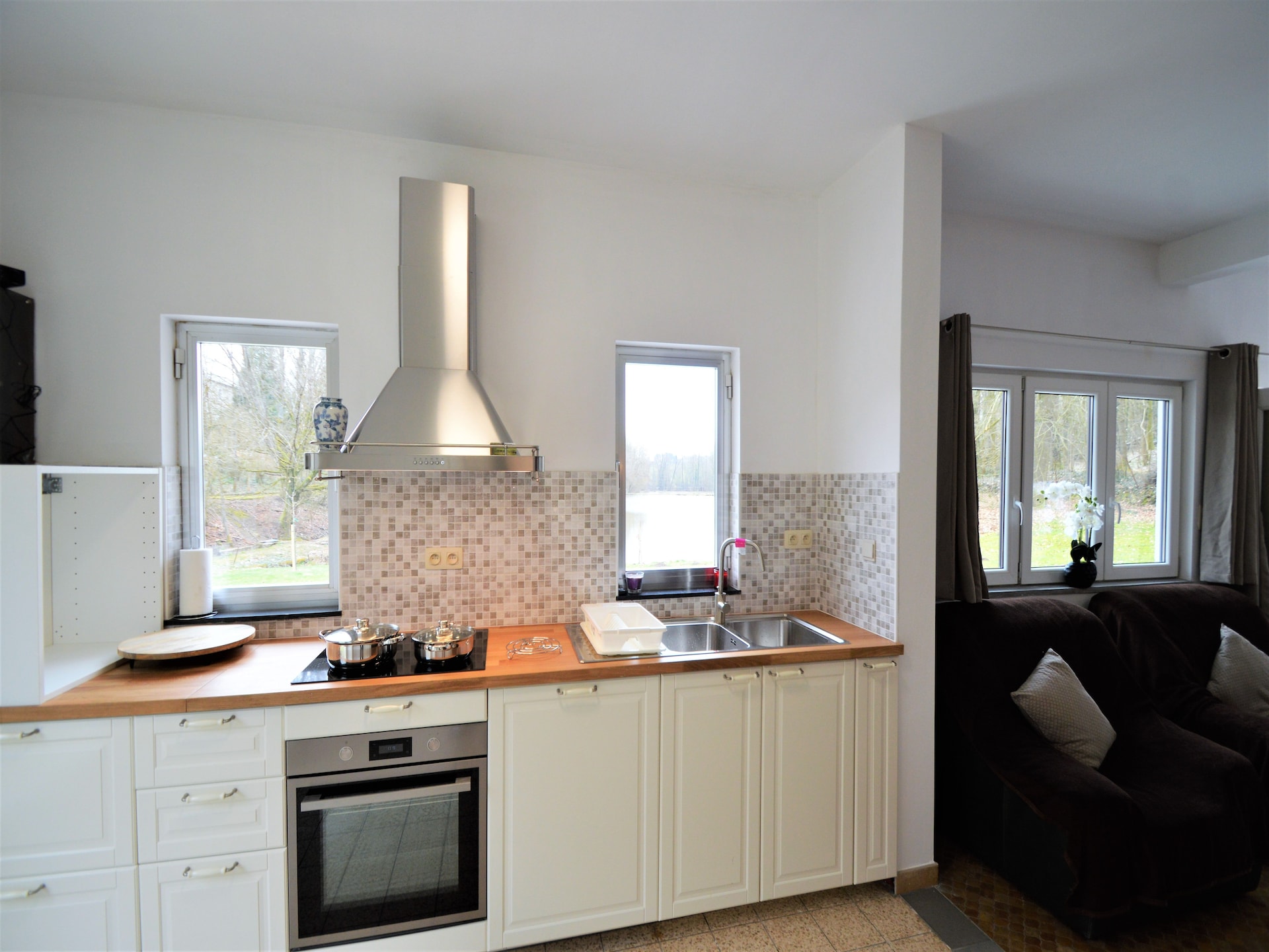 4-persoons vakantiehuis aan het meer in Rosée - foto 10