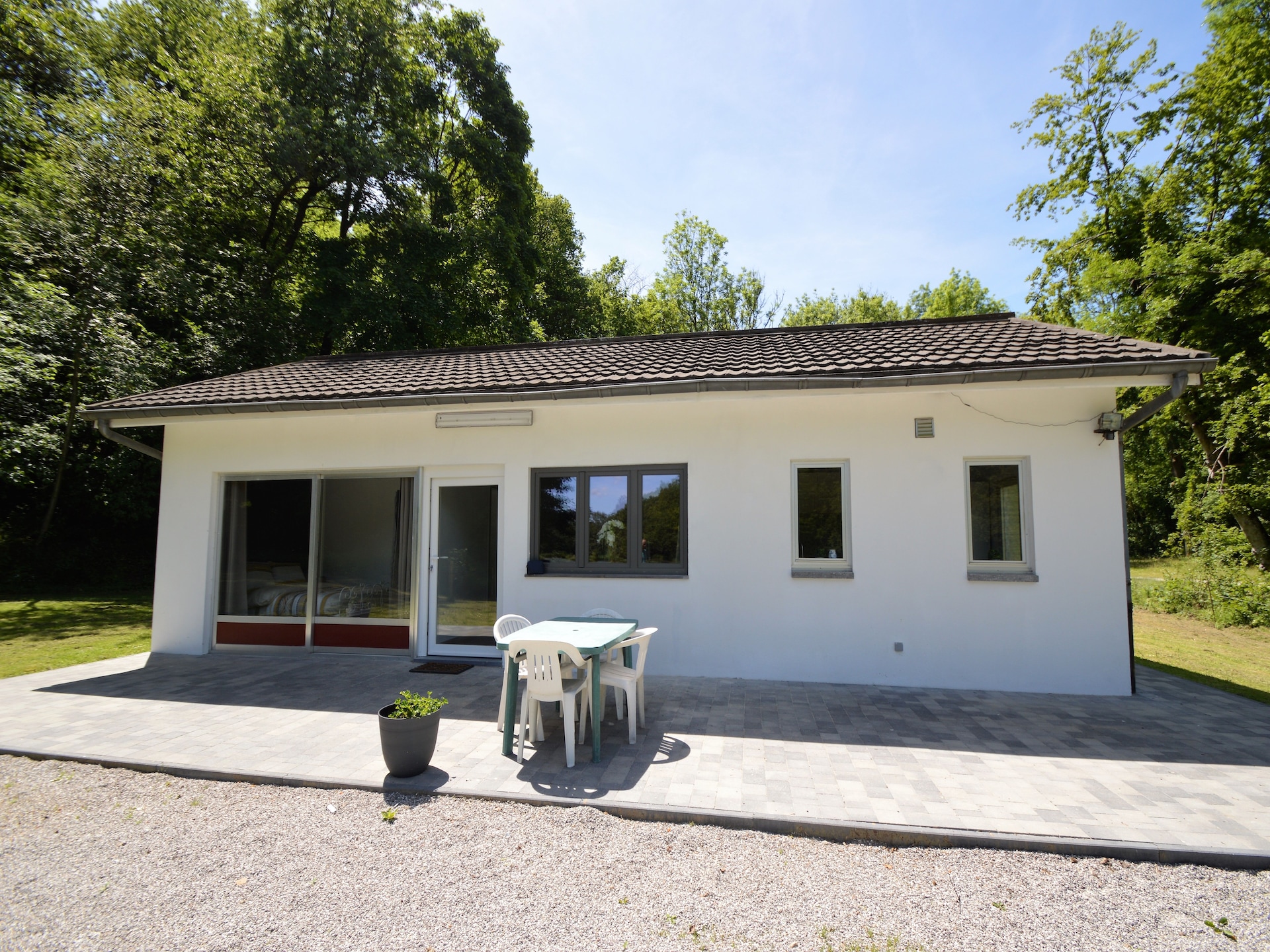 4-persoons vakantiehuis aan het meer in Rosée - foto 17