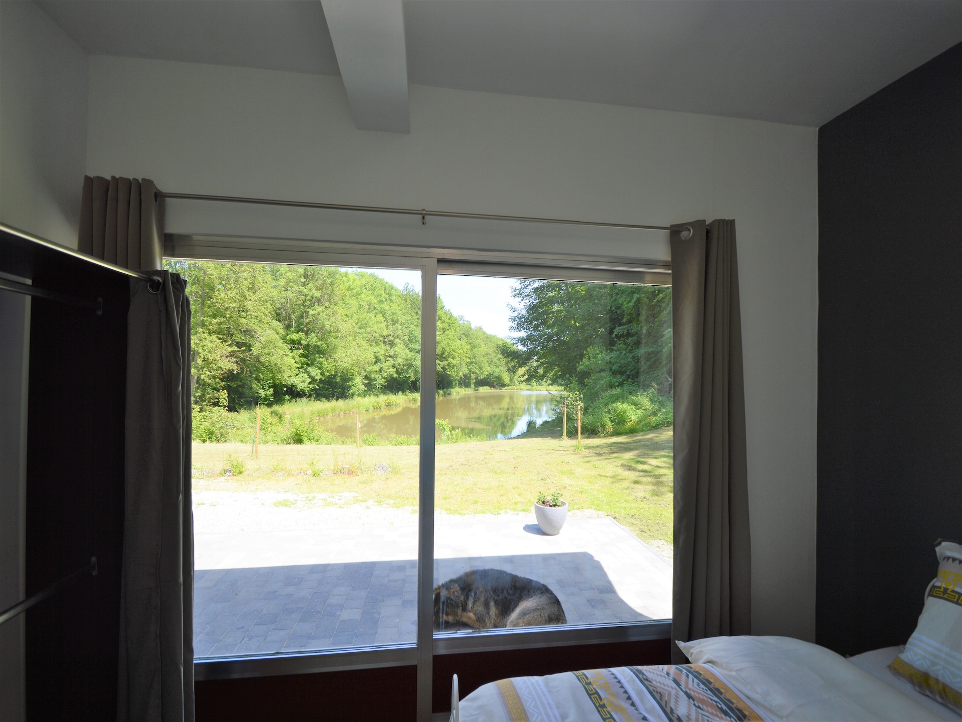 4-persoons vakantiehuis aan het meer in Rosée - foto 15