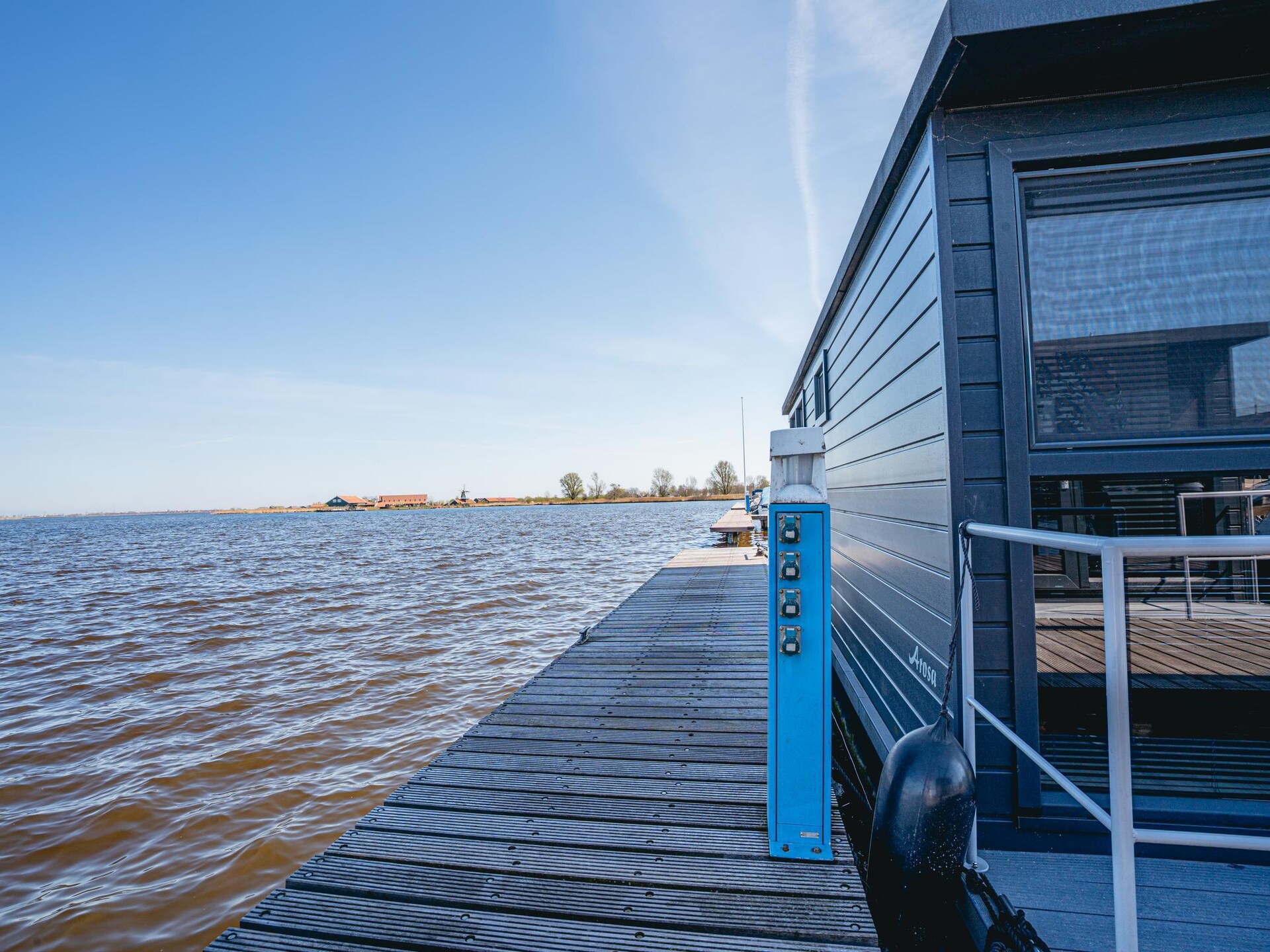 Luxe havenlodge aan het Uitgeestermeer met airco en privéterras - foto 7