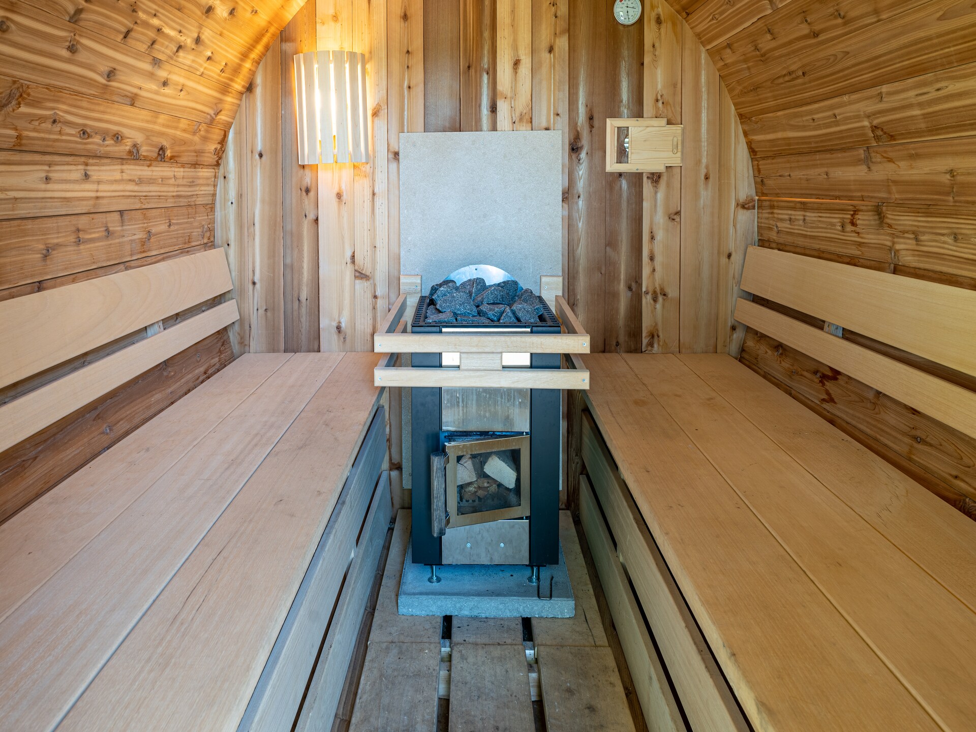 Chalet Kieftveen: Luxe boswoning met hot tub en sauna op de Veluwe - foto 32