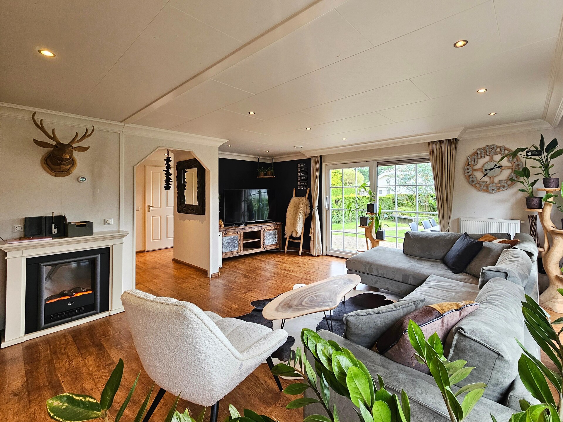Chalet Kieftveen: Luxe boswoning met hot tub en sauna op de Veluwe - foto 12