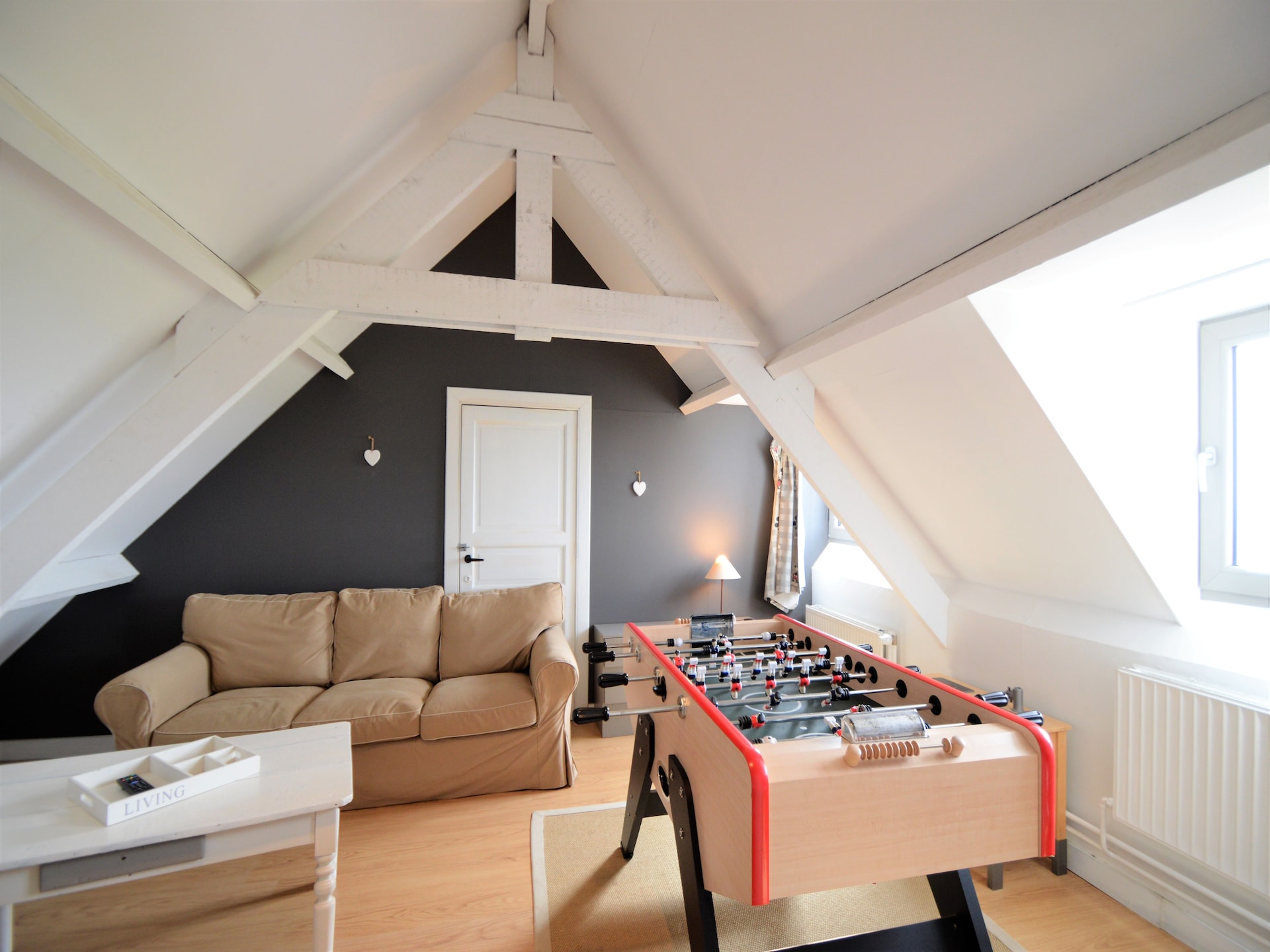 Op 1 km van het centrum: ruim 15-persoons vakantiehuis in Gerin - foto 27