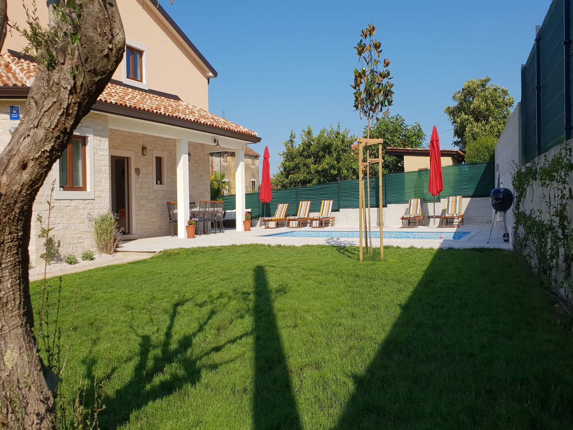 Villa Sarah in Brtonigla: Ruim vakantiehuis met privézwembad voor 7 personen - foto 8