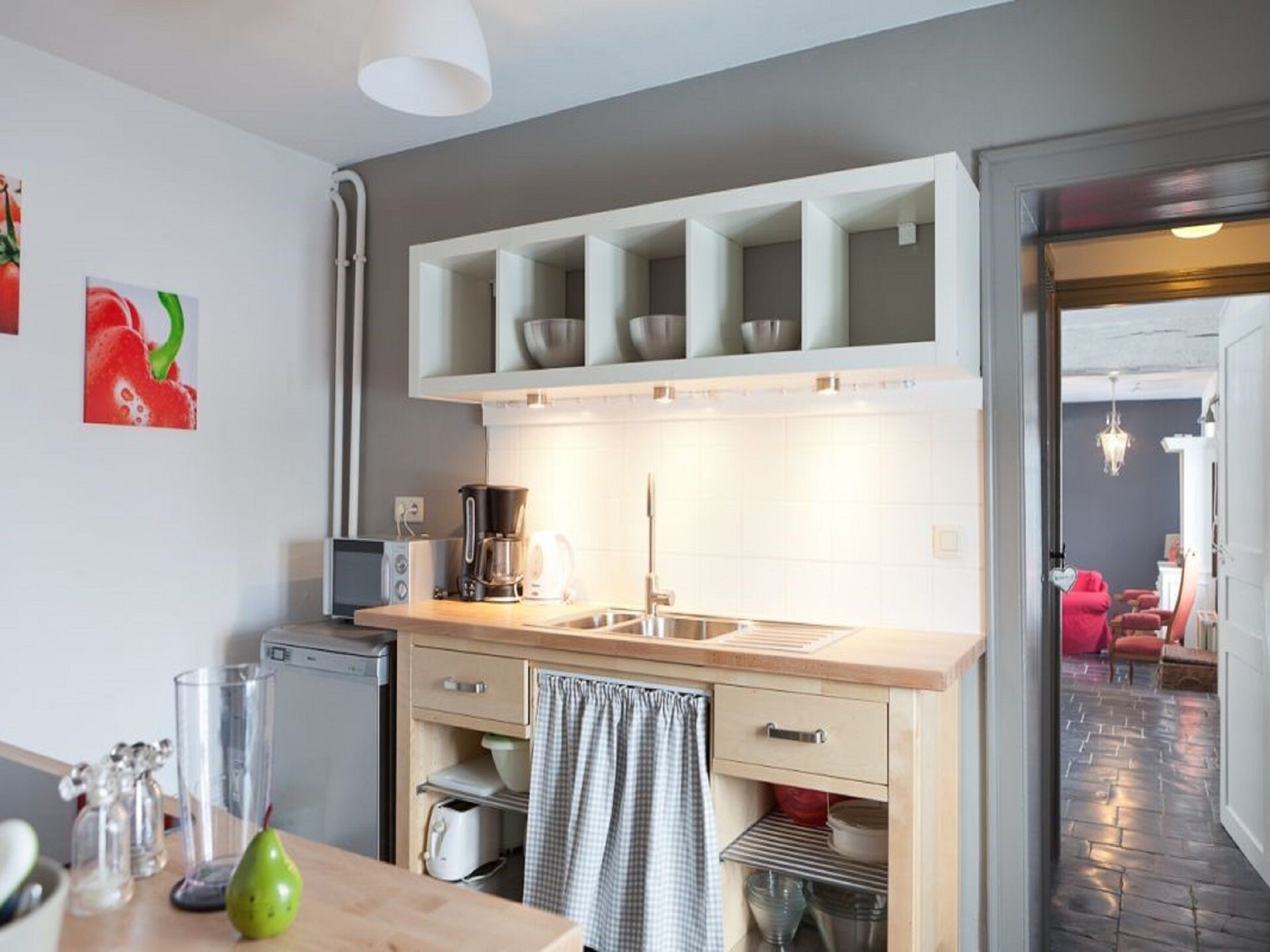 9-persoons bungalow met open haard en tuin in Gerin - foto 3