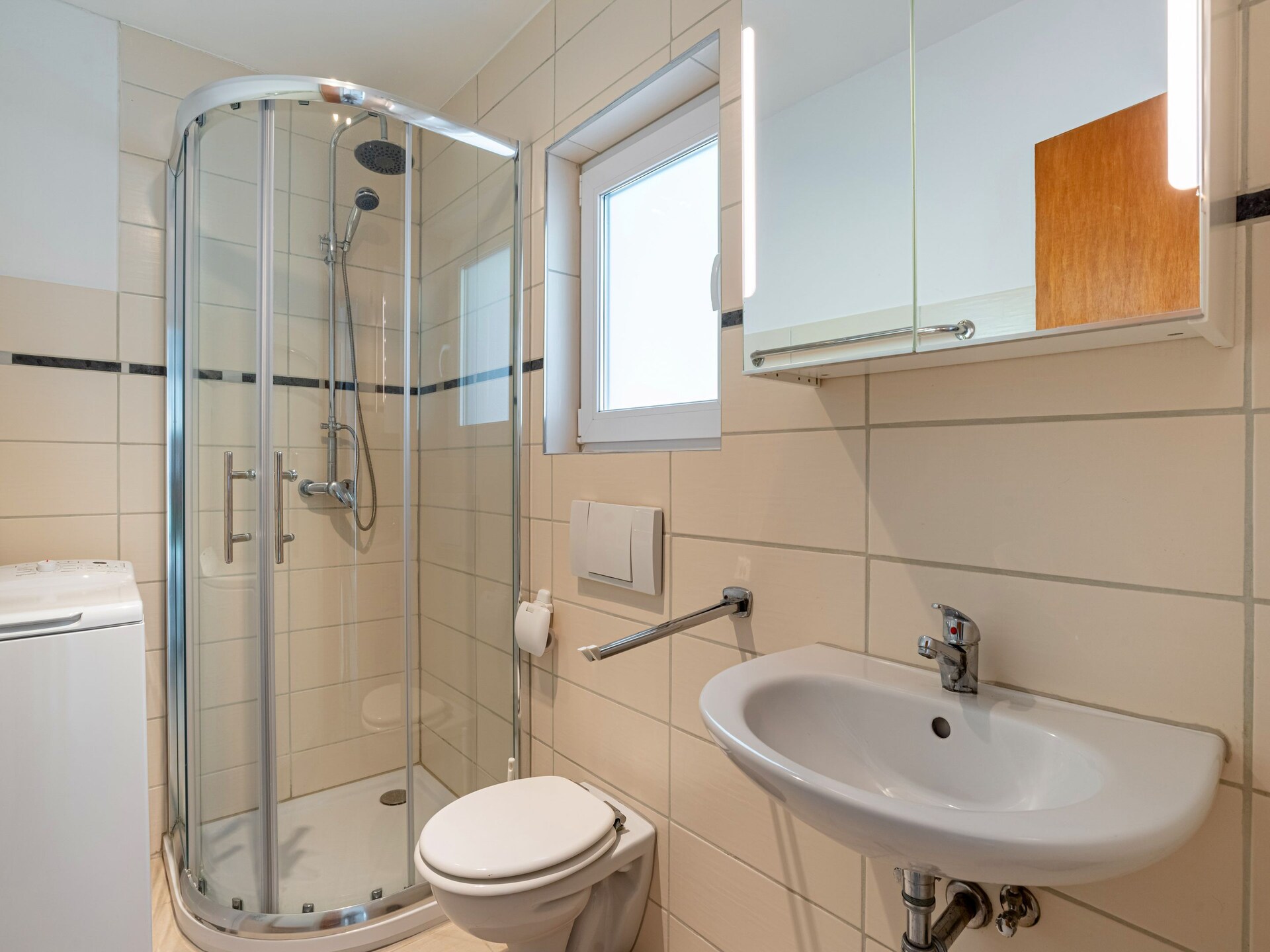 Rustiek appartement aan het meer in Eutin, 50 meter van de waterkant - foto 18