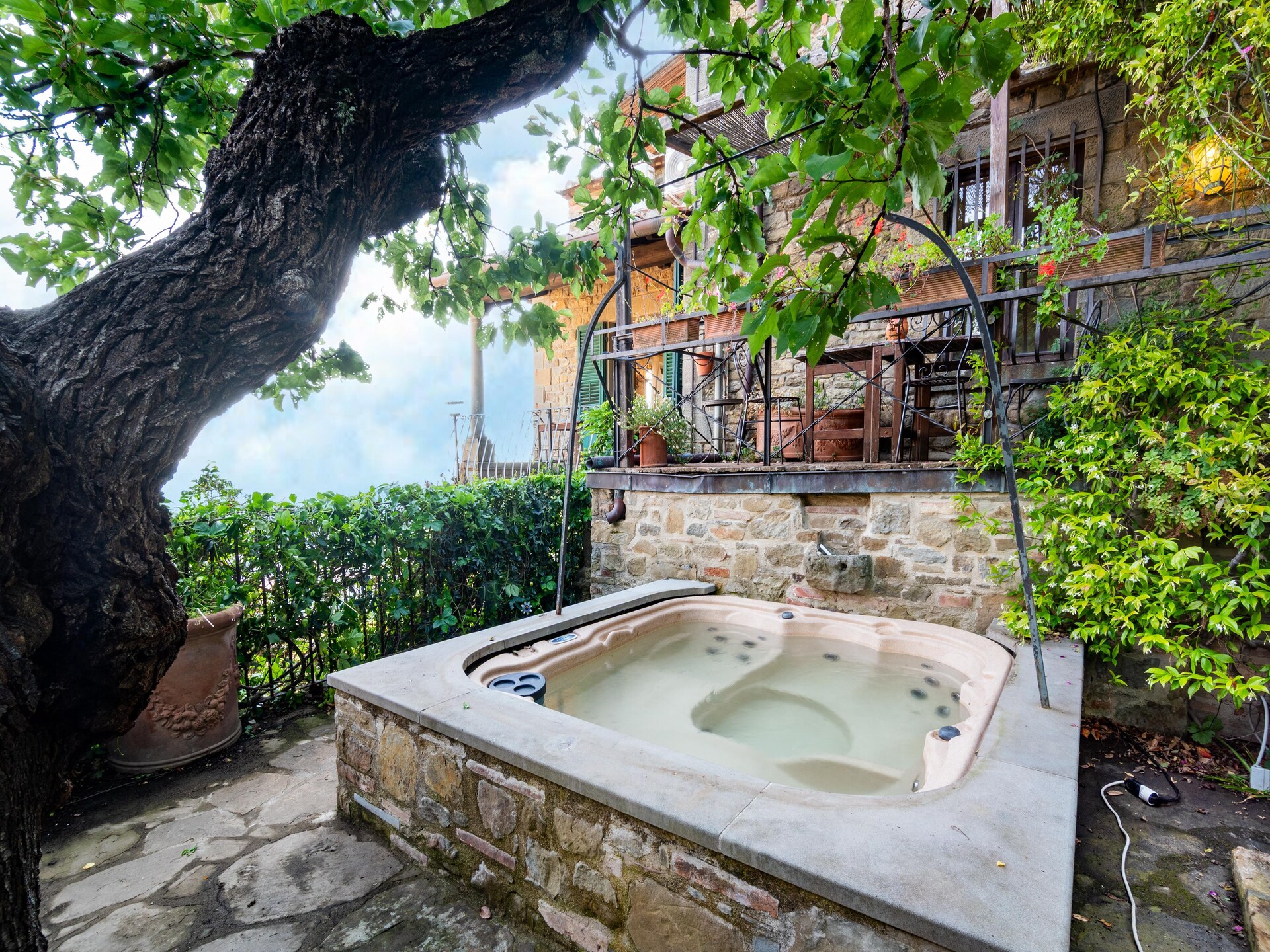 Villa Letizia: authentiek Toscaans stenen huis met wellness en uitzicht op het Trasimeense Meer - foto 31
