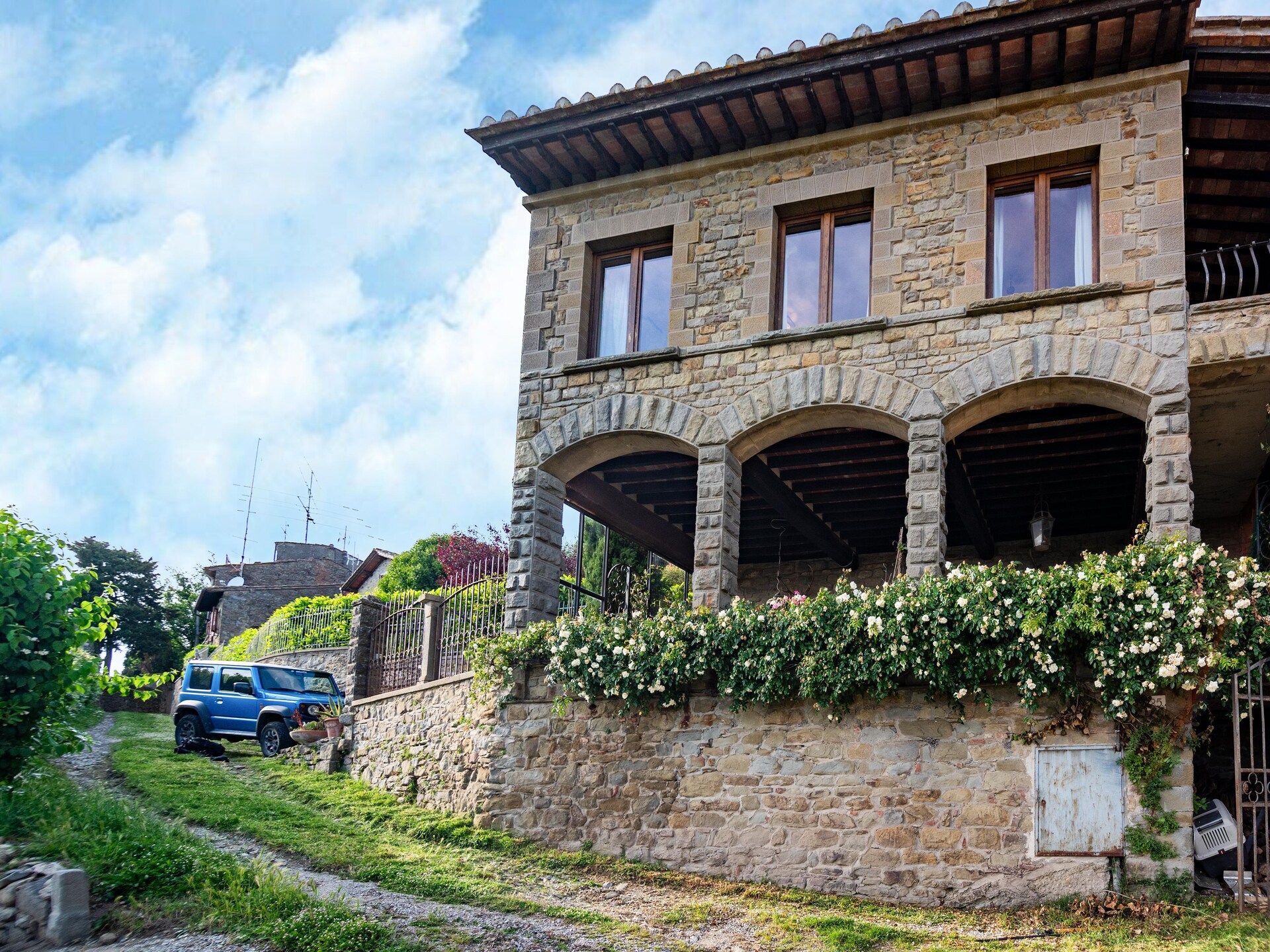 Villa Letizia: authentiek Toscaans stenen huis met wellness en uitzicht op het Trasimeense Meer - foto 1