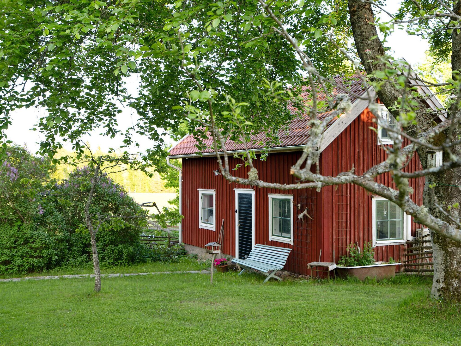 Authentiek Zweeds vakantiehuis op boerderij bij Nässjö, direct aan golfbaan - foto 1