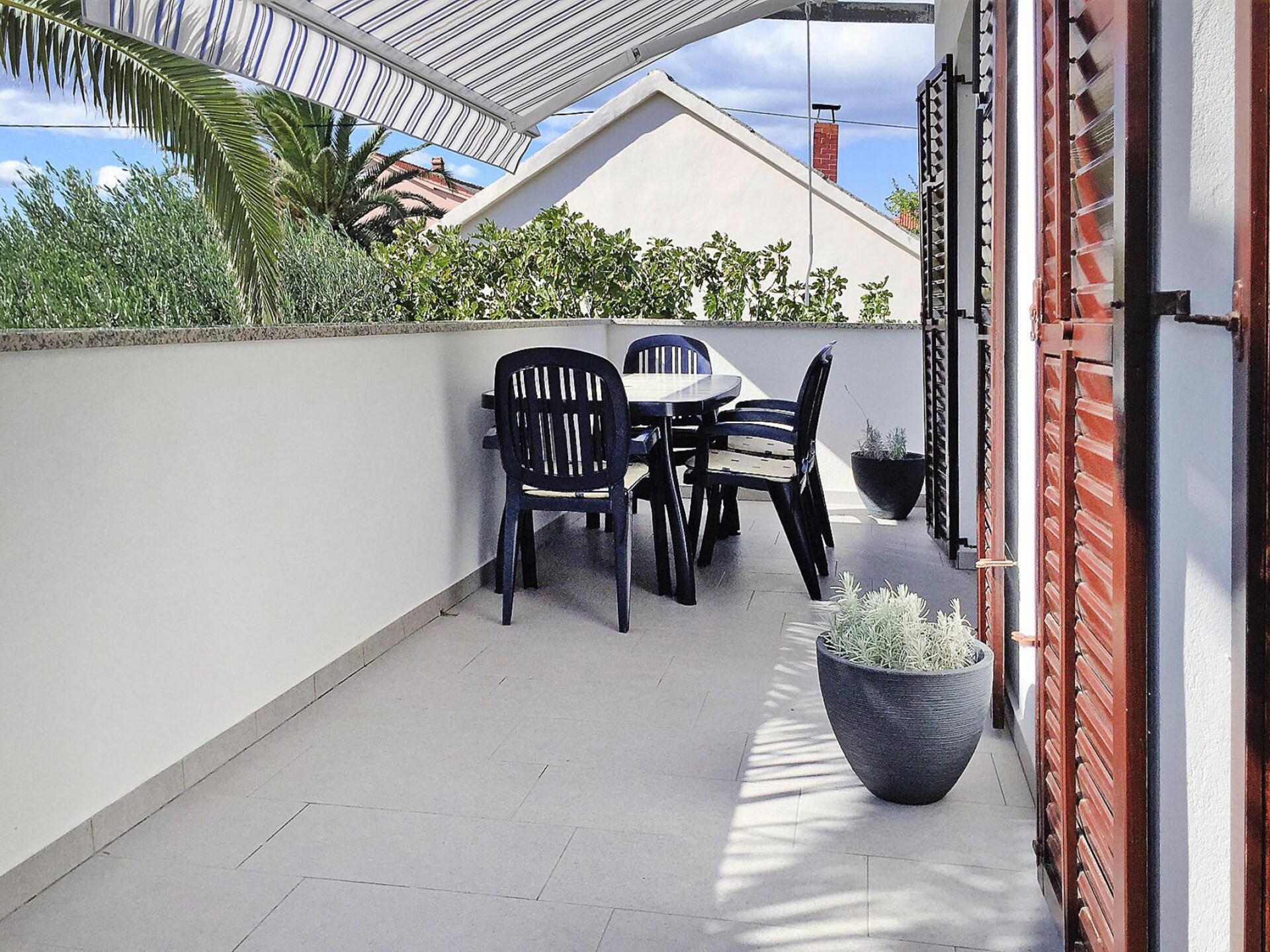Modern appartement Vir op 300m van strand met bubbelbad en balkon - foto 14