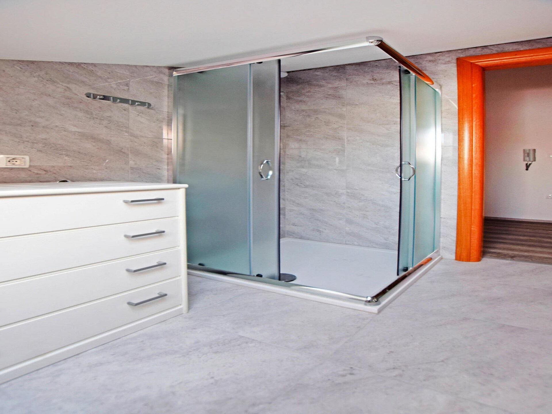 Modern appartement op 200m van zee nabij Paklenica - foto 13