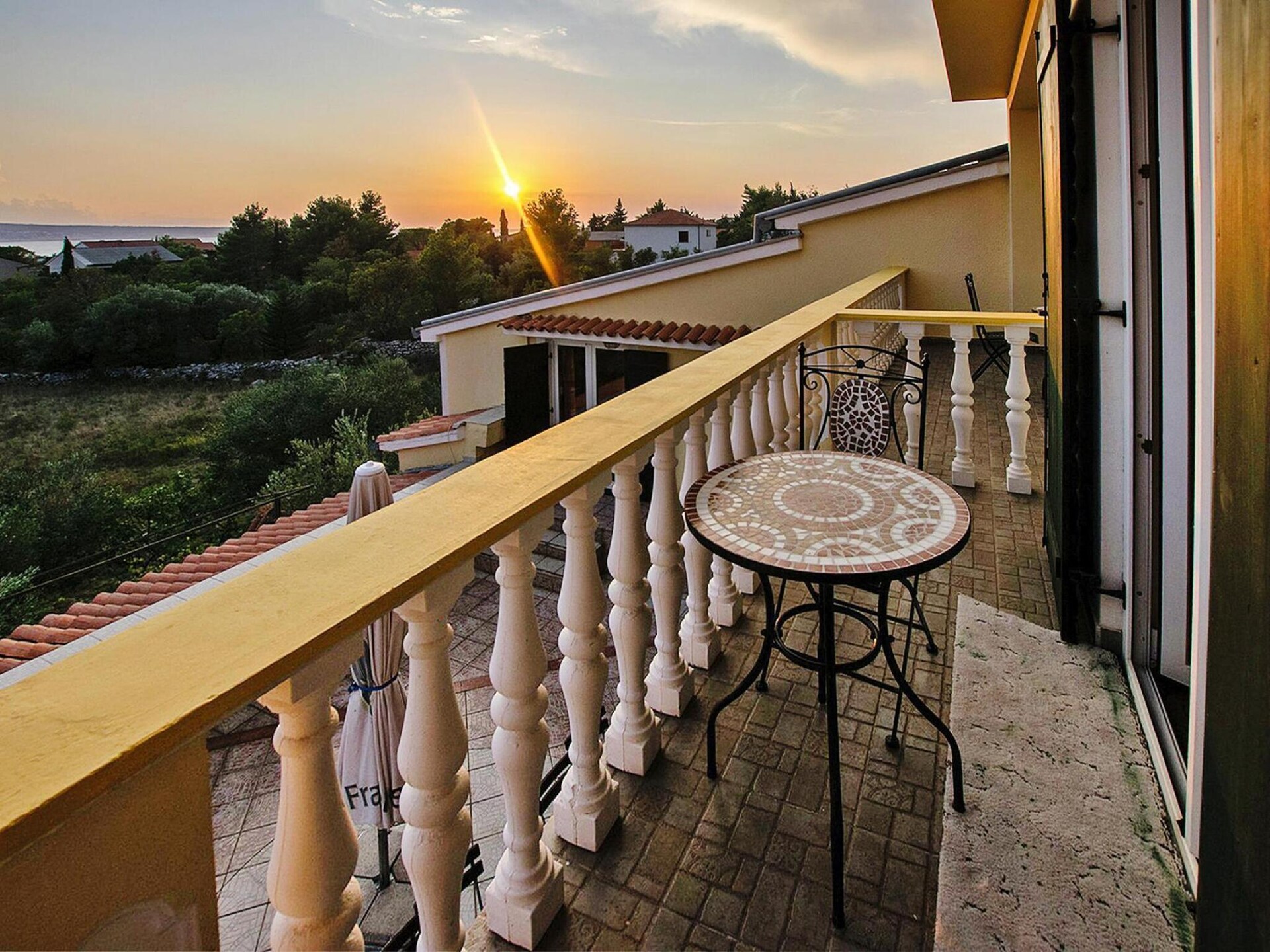 Centraal gelegen appartement in Starigrad Paklenica voor 7 personen - foto 38