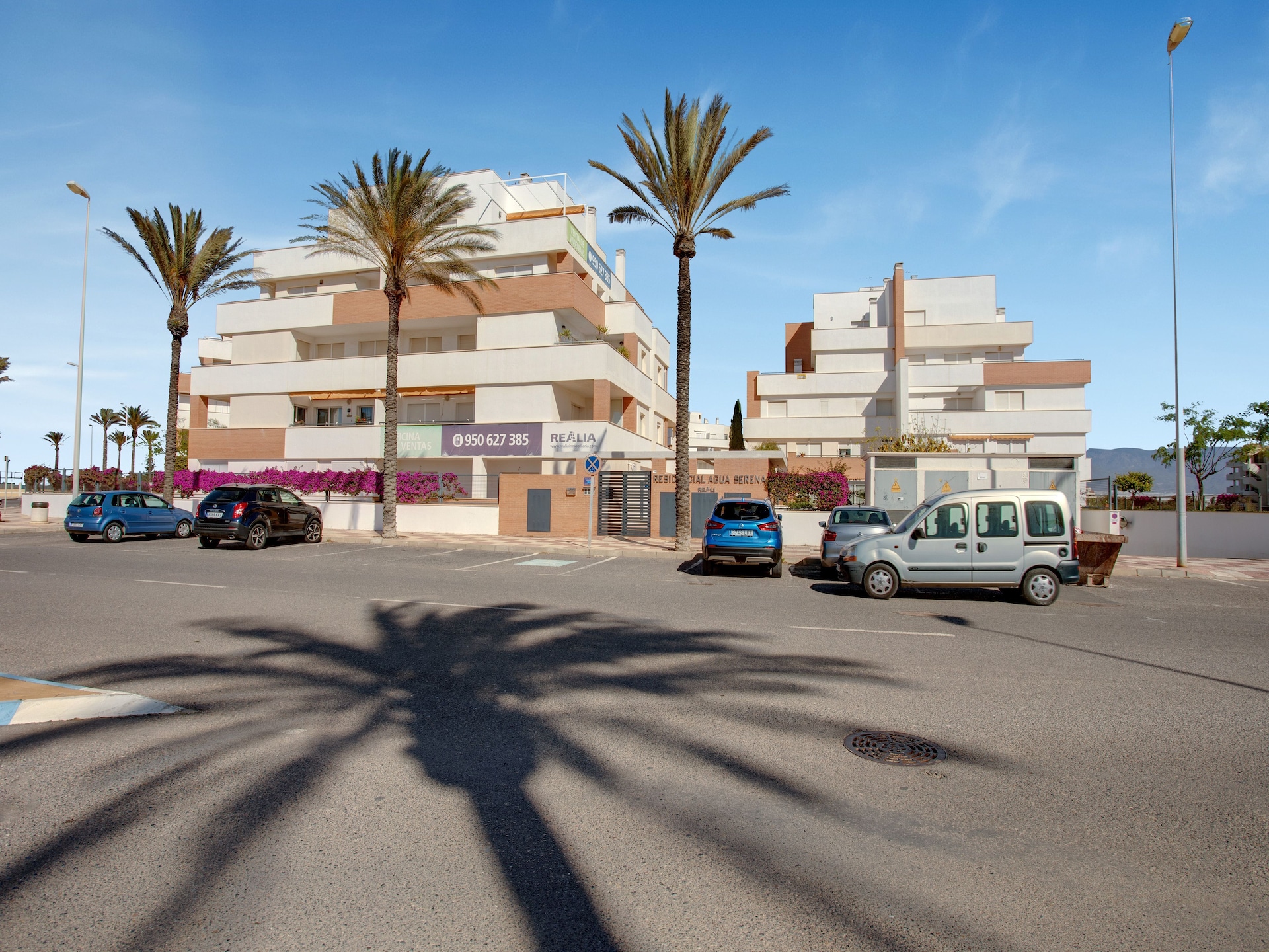 Licht appartement op de begane grond met zwembad, 500m van strand in Roquetas de Mar - foto 1