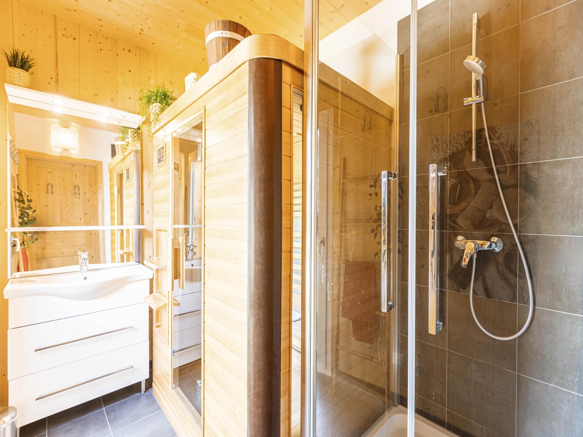 Aan de piste: Luxe chalet voor 8 personen in Sankt Georgen am Kresichberg · 4 slk - foto 29