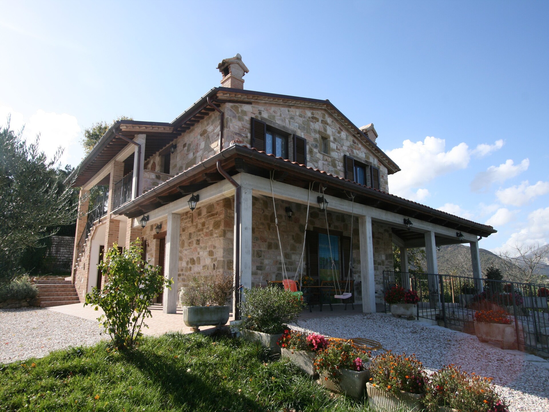 Privézwembad en ruimte voor 11 personen in villa Raggio di Sole, Cagli - foto 1