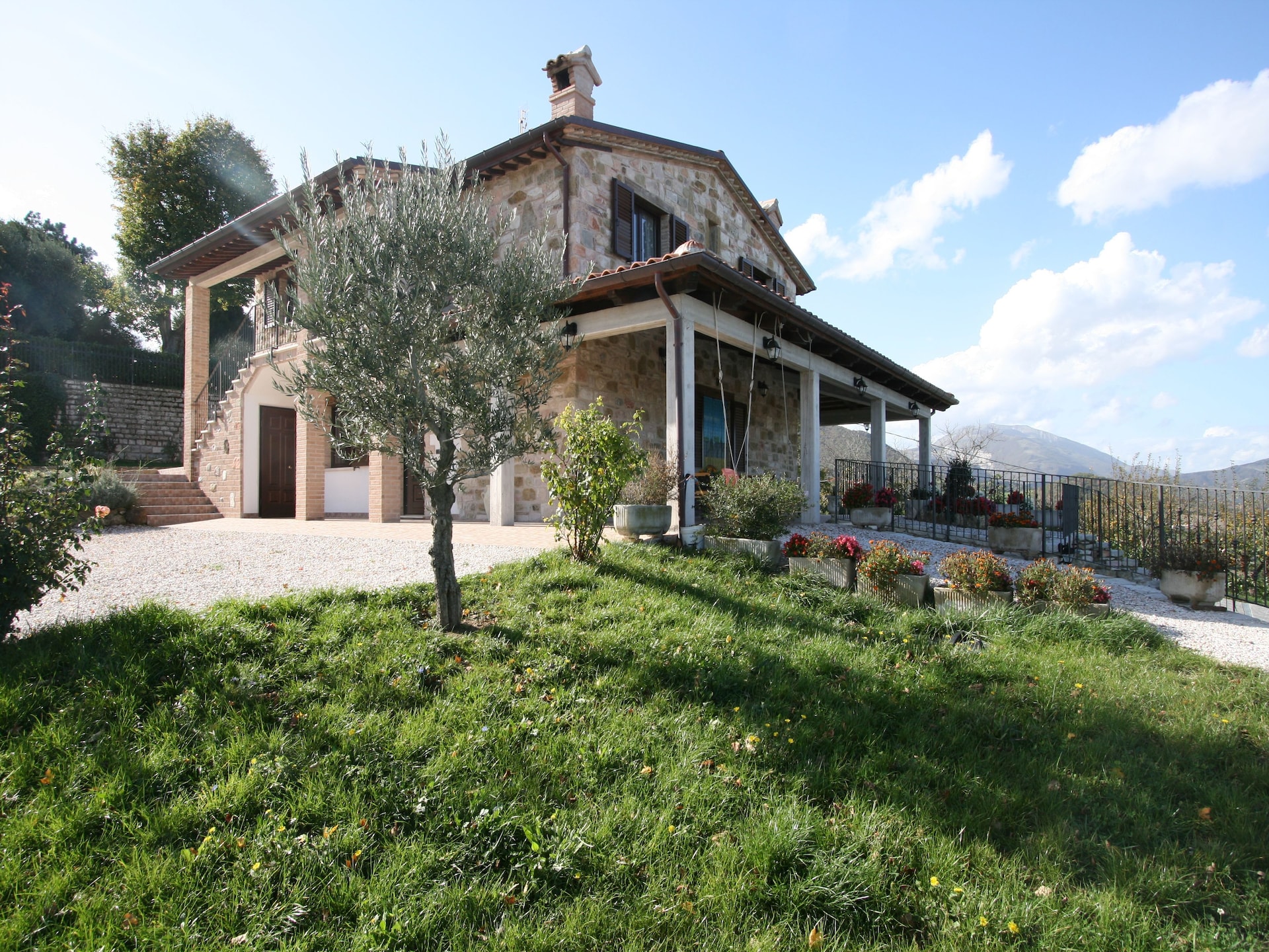 Privézwembad en ruimte voor 11 personen in villa Raggio di Sole, Cagli - foto 13