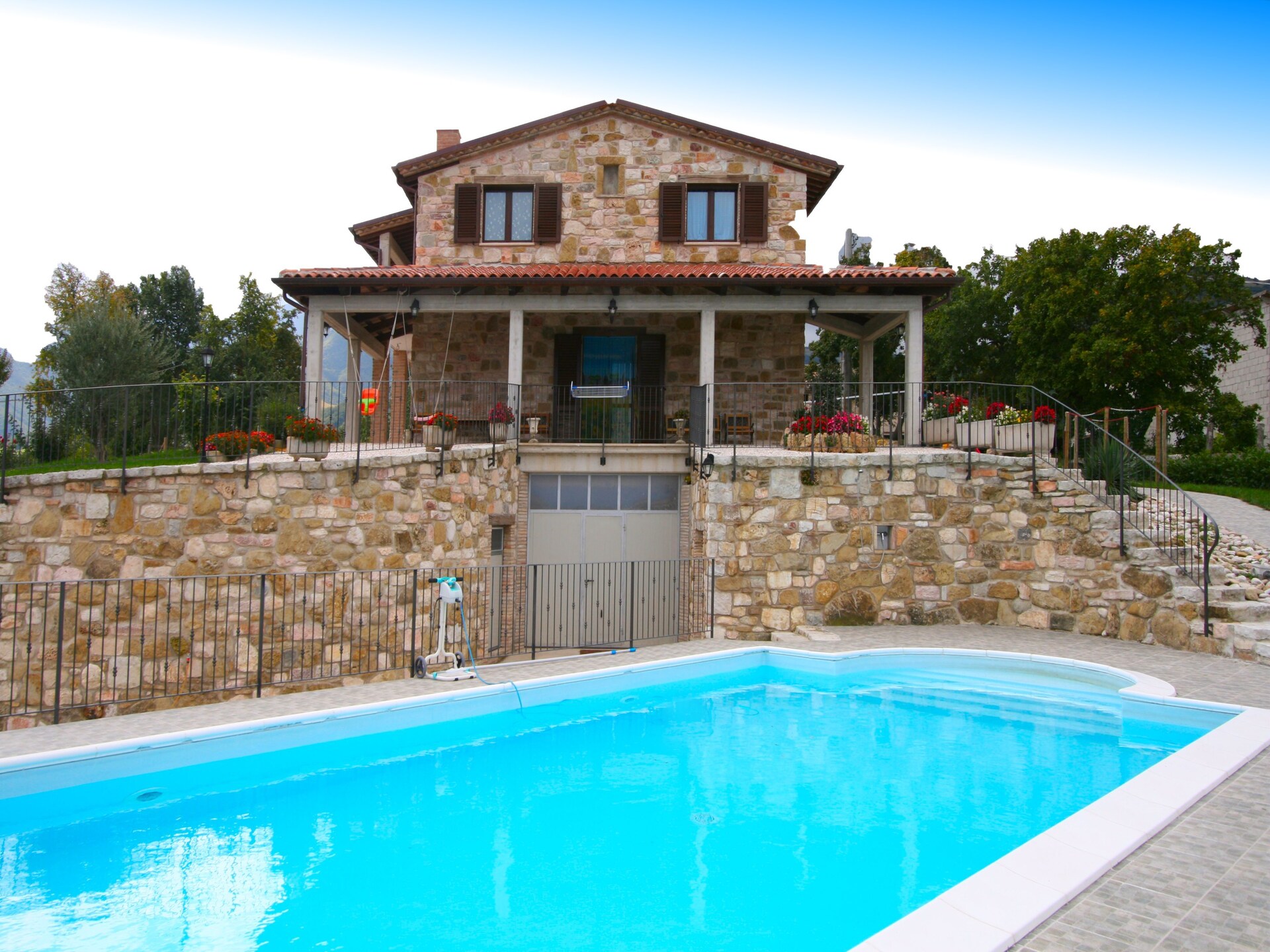 Privézwembad en ruimte voor 11 personen in villa Raggio di Sole, Cagli - foto 16