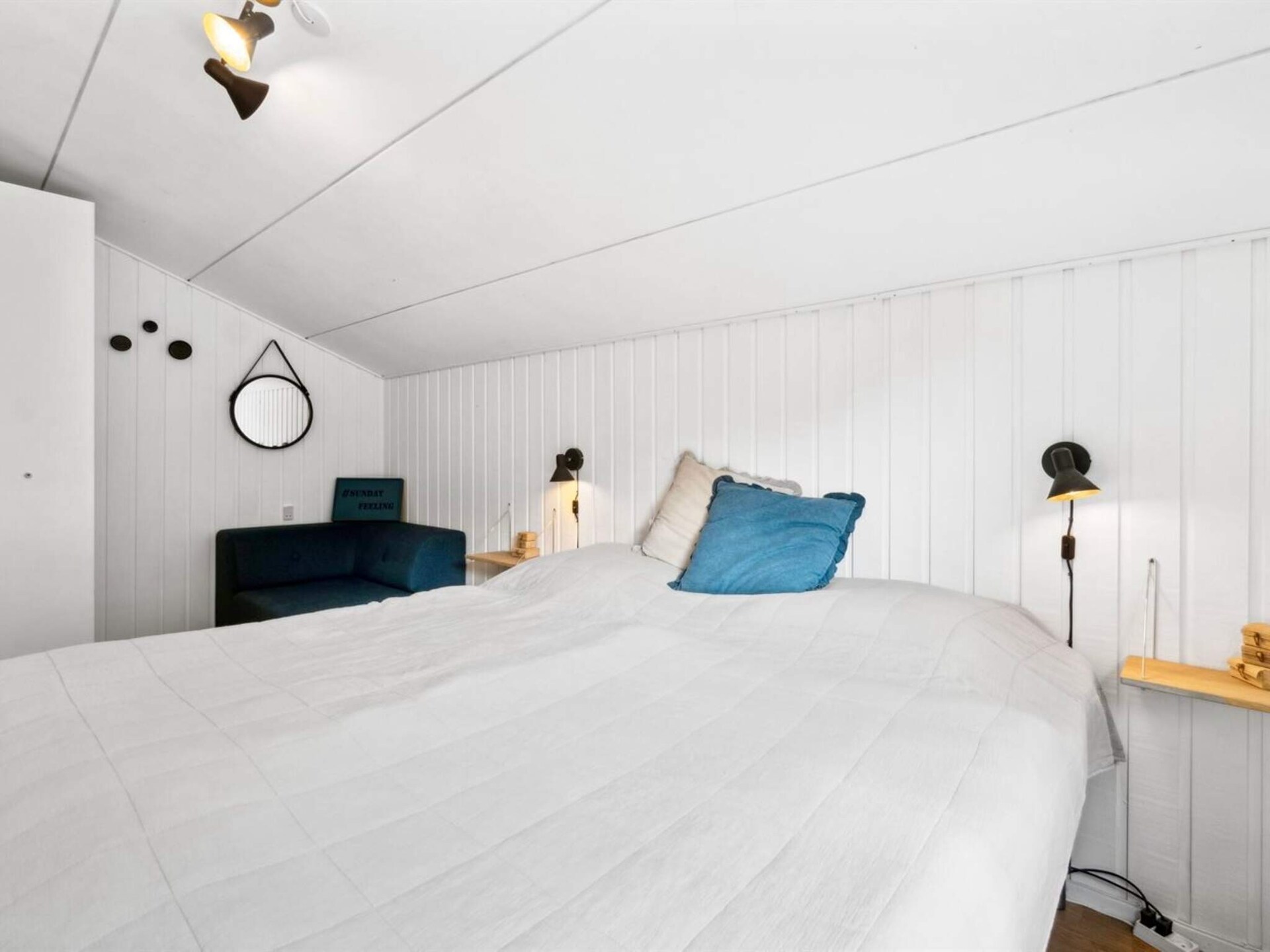 Stijlvol vrijstaand vakantiehuis met privézwembad en sauna op 250m van zee - foto 42