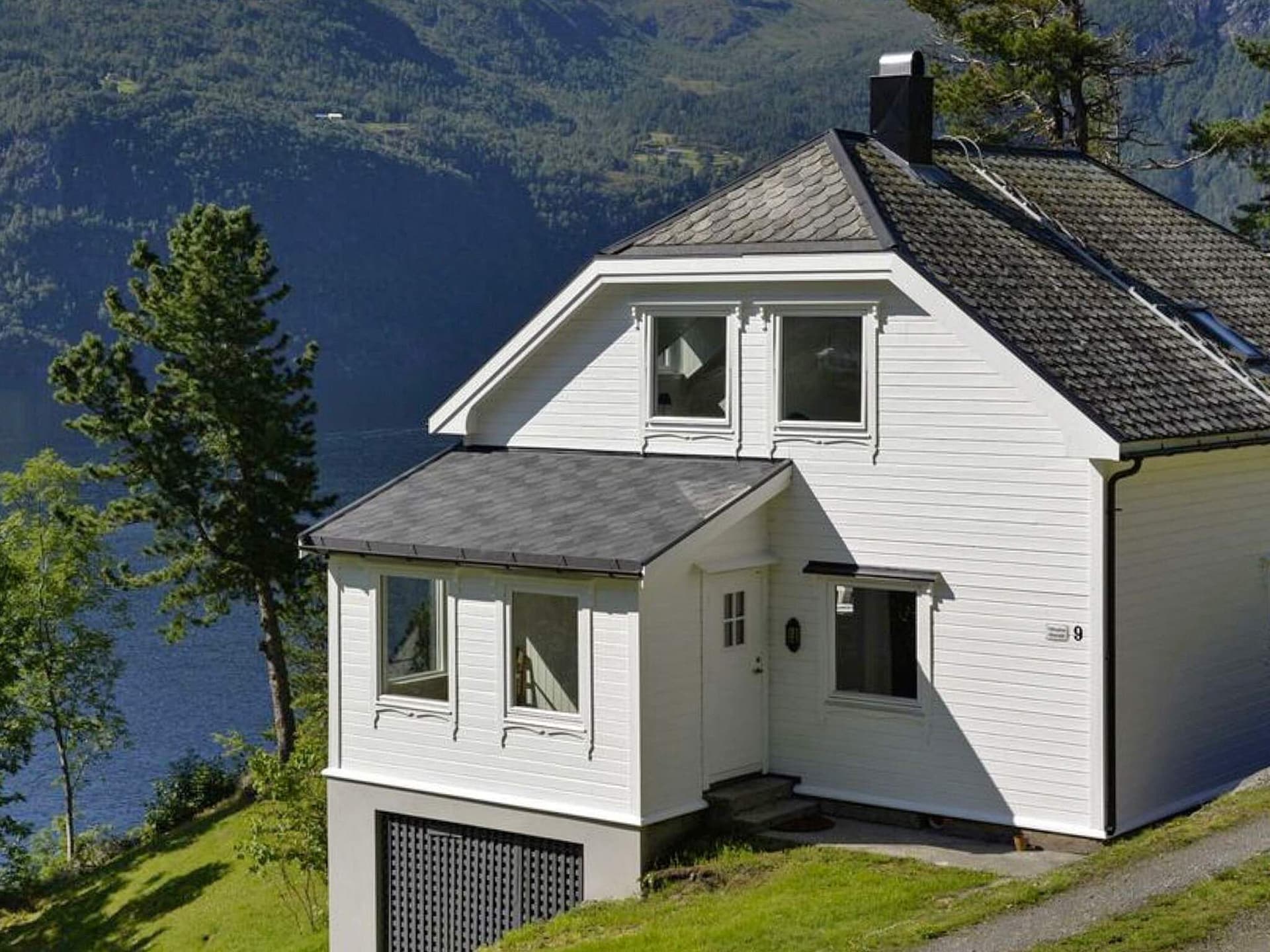Ruim vakantiehuis in Stordal met panoramisch uitzicht over de Storfjord - foto 2