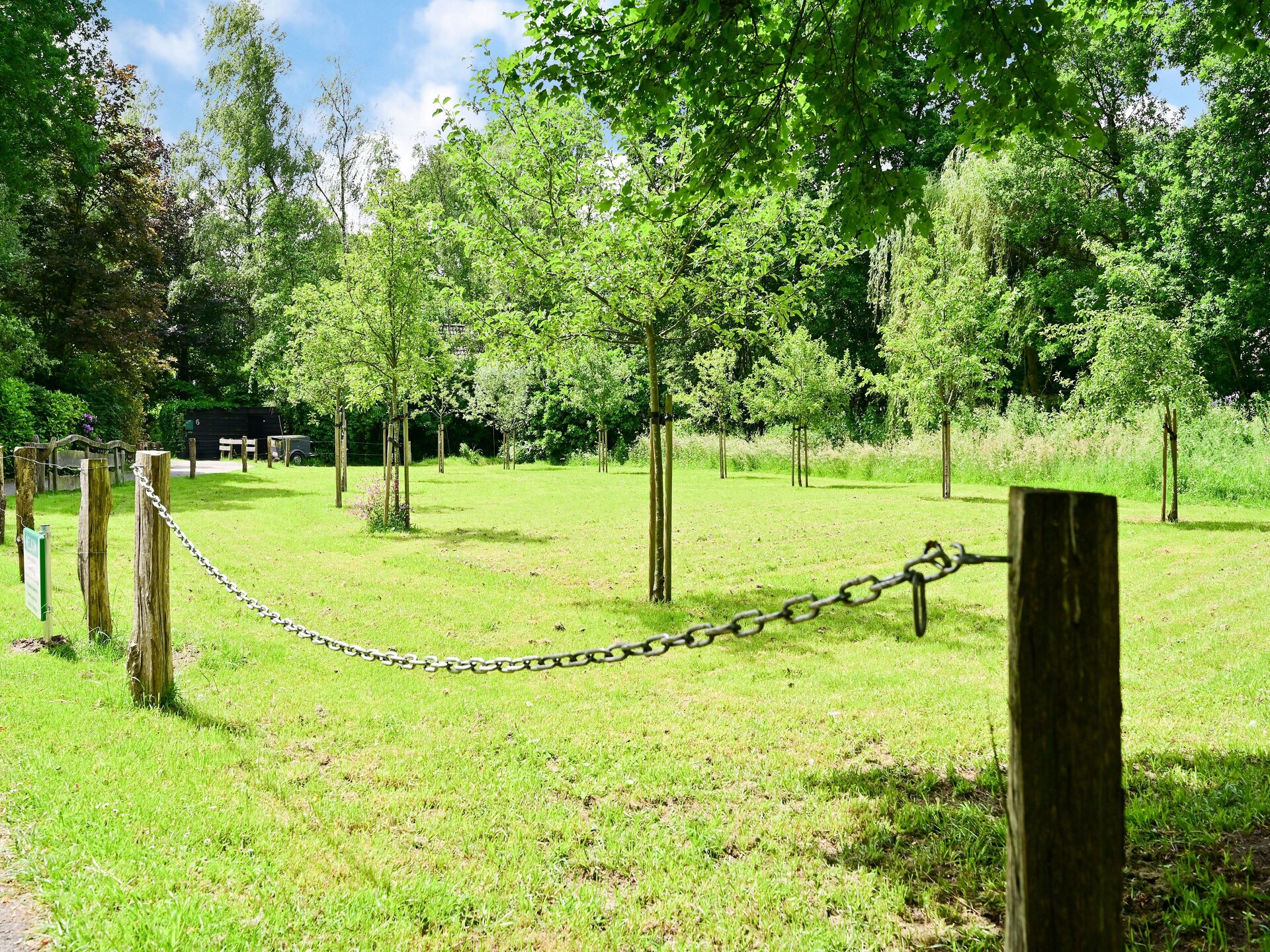 't Huuske Truuske: Landelijk genieten aan de vijver in Twente - foto 35