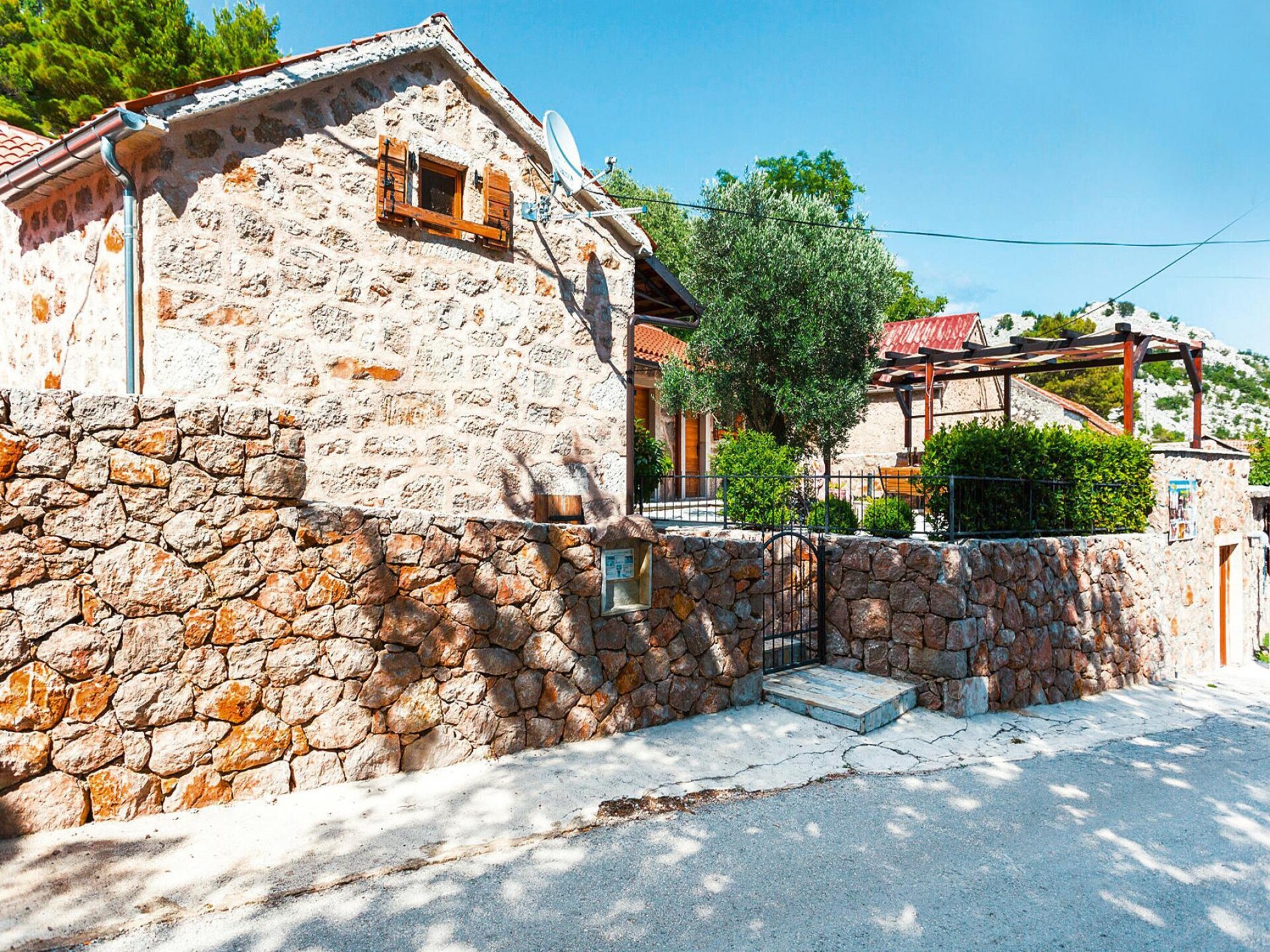 Vakantiehuis met privézwembad in Starigrad Paklenica voor 12 personen - foto 21