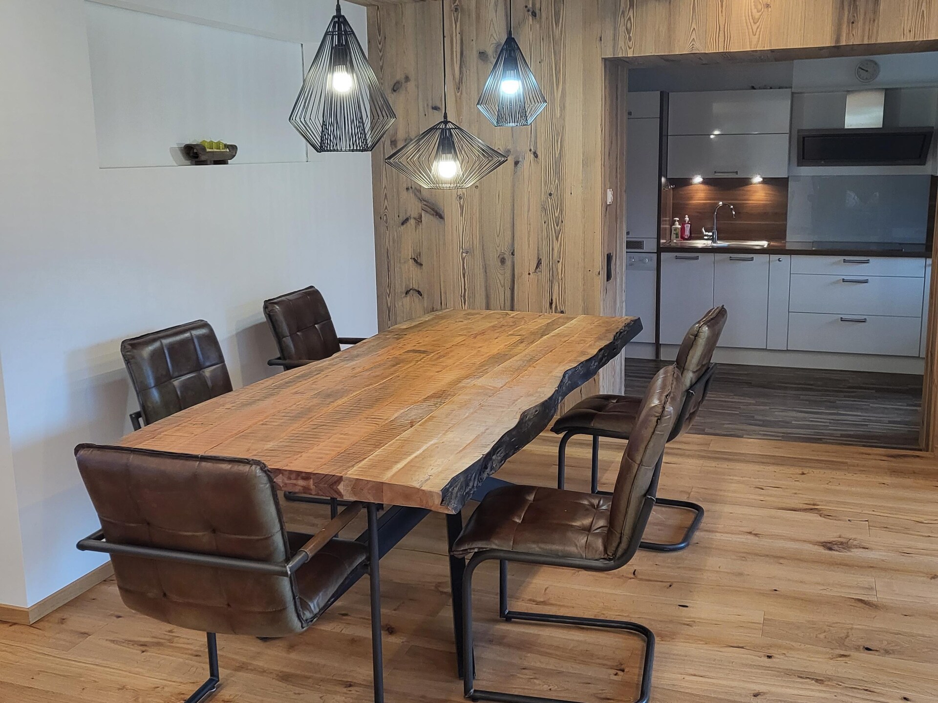 Ruim appartement voor 9 aan de golfbaan met bergzicht in Neukirchen - foto 2