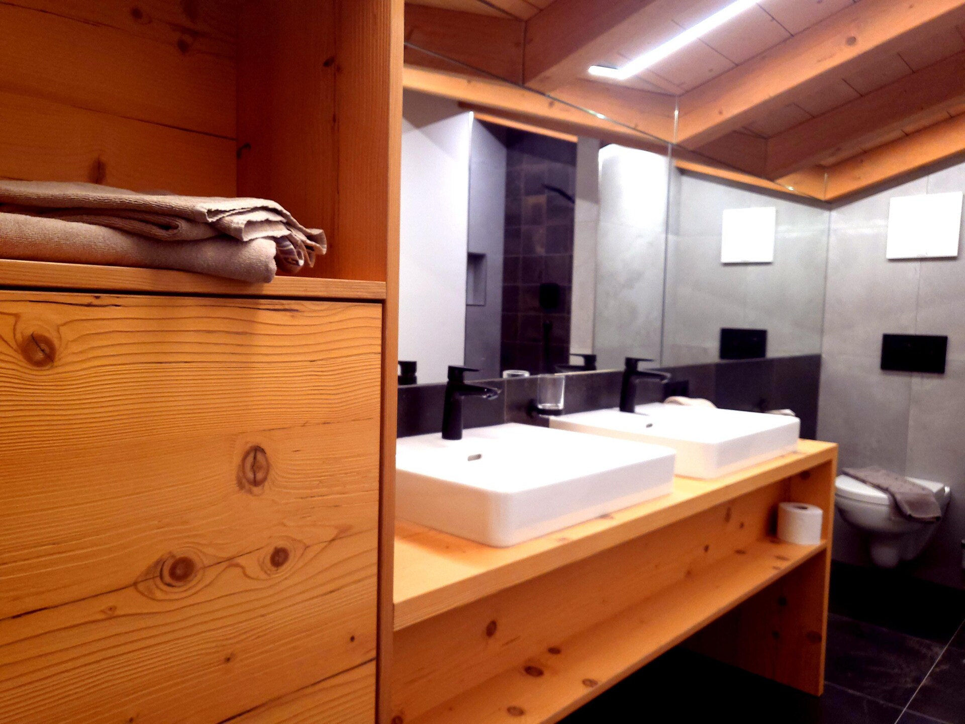 Ruim appartement voor 9 aan de golfbaan met bergzicht in Neukirchen - foto 12