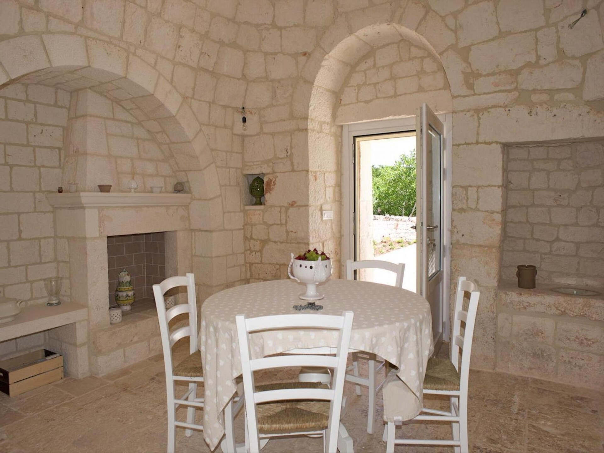 Gerenoveerd Trulli-huis met privacy nabij Cisternino, 4 personen - foto 8