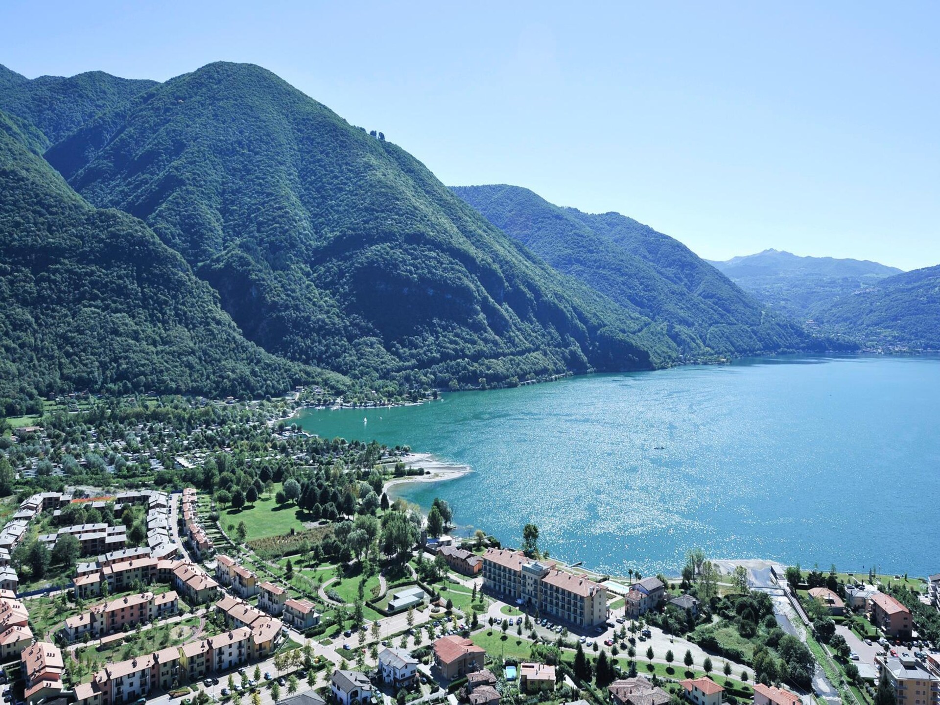 Knusse studio met balkon en bergzicht aan het Meer van Lugano - foto 23