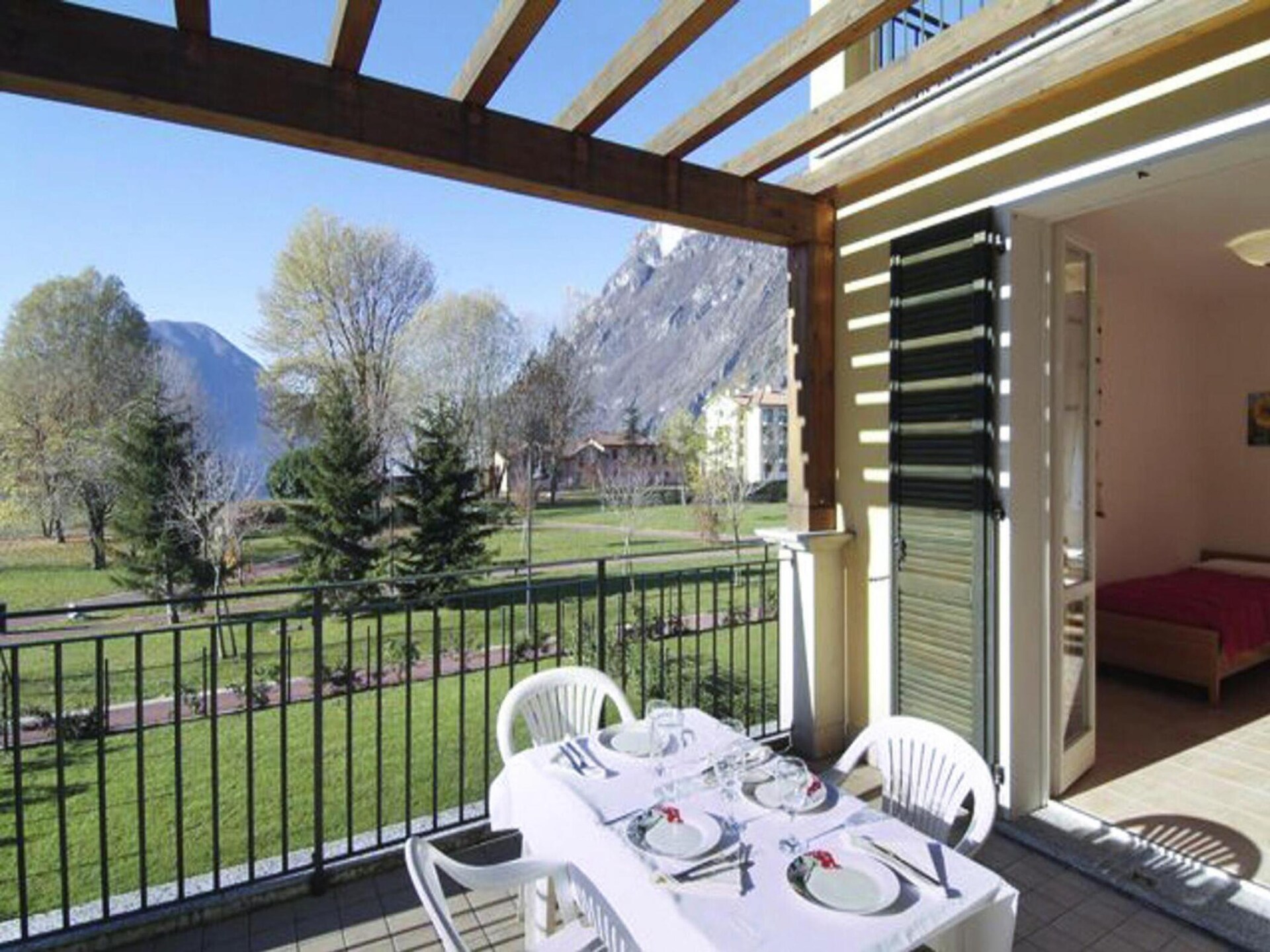 Op 300 m van het meer: Comfortabel appartement in Porlezza · 4 pers. - foto 3