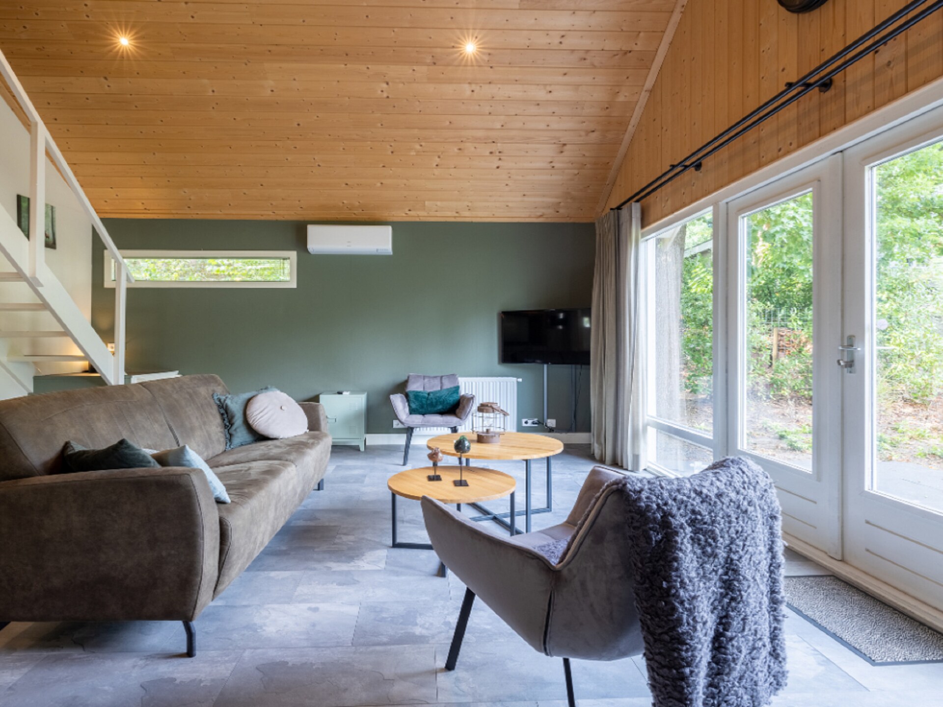Boslodge met vide aan rustig water | Hoenderloo | Huisdieren welkom - foto 7