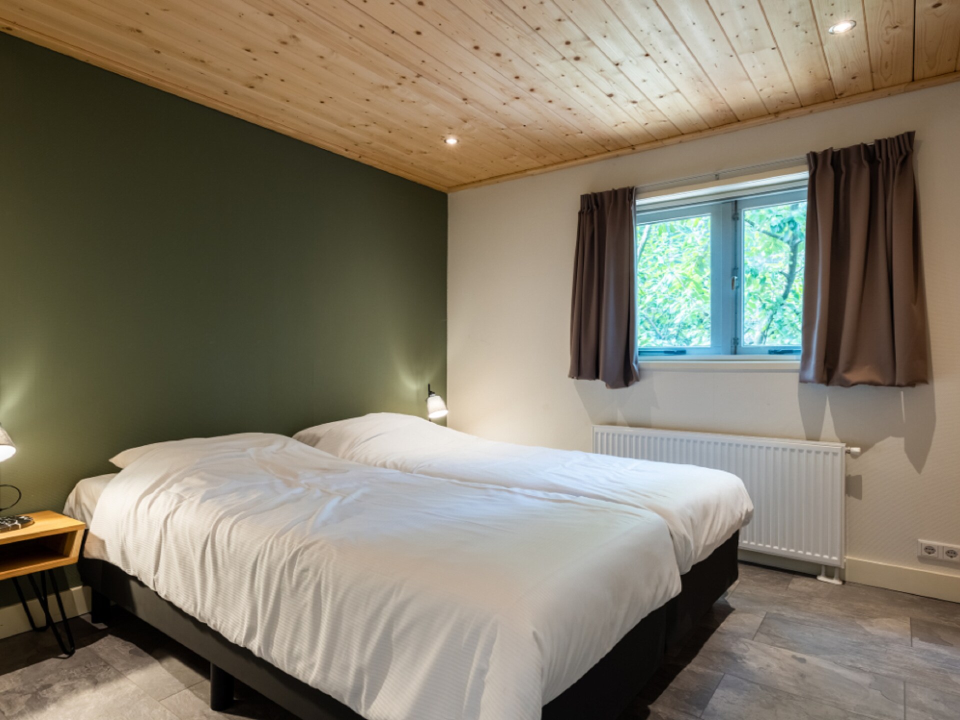 Boslodge met vide aan rustig water | Hoenderloo | Huisdieren welkom - foto 12