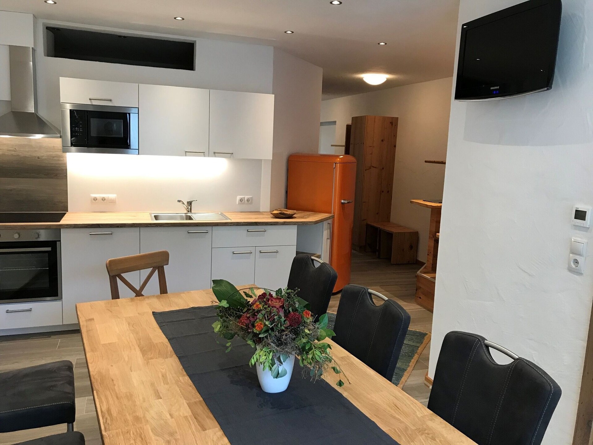 Ruim appartement voor 8 in dorpshart Fügen, vlakbij skilift en thermaalbad - foto 19