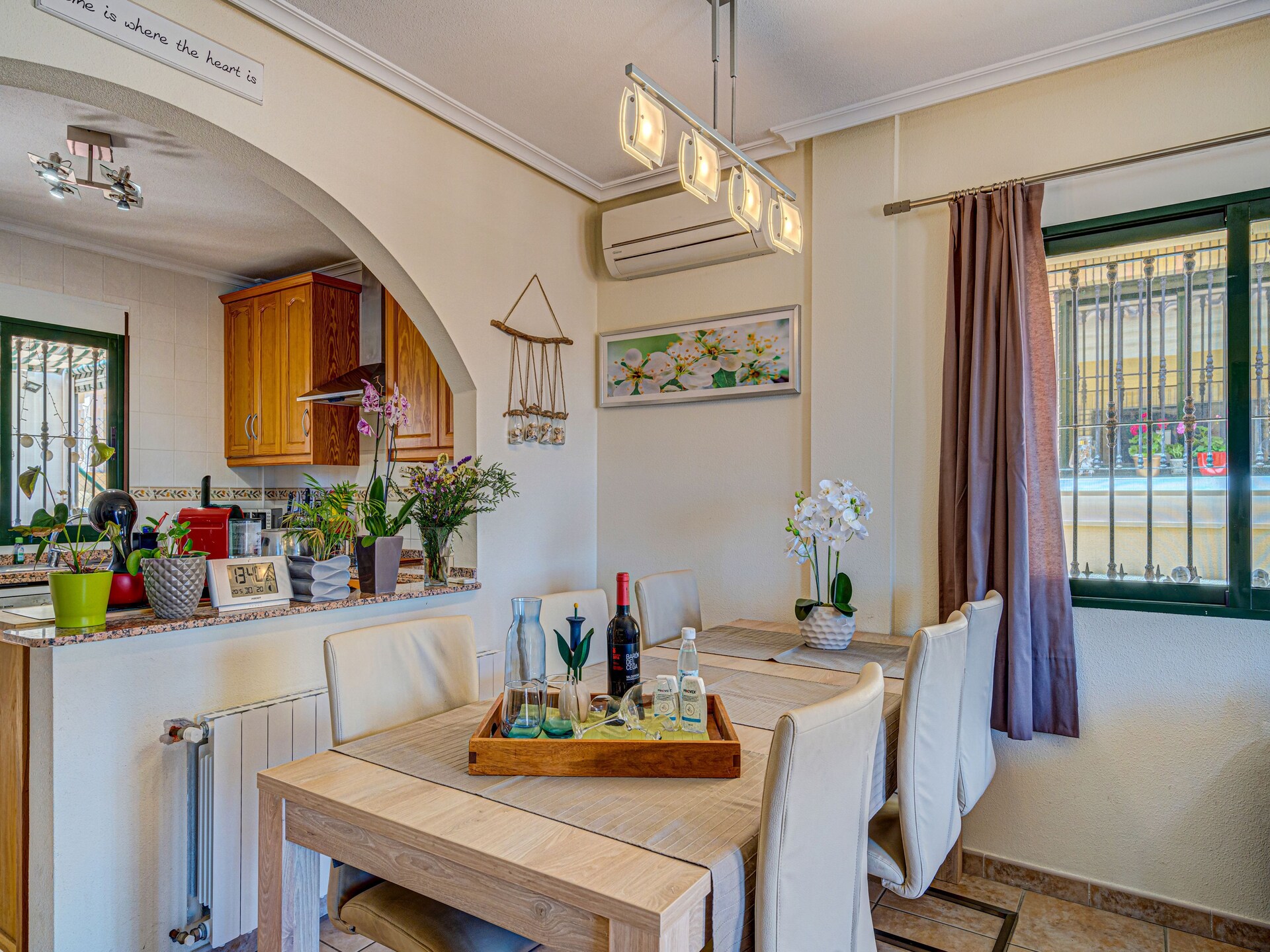 Zonovergoten vrijstaande villa met tuin nabij stranden Orihuela Costa - foto 14