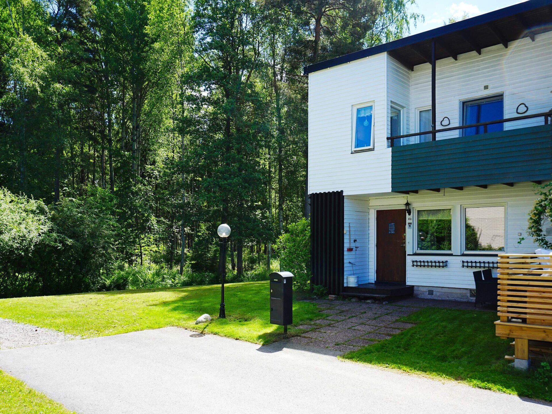 Modern vakantiehuis op Ekerö, 800m van meer en vlakbij golfbaan - foto 4