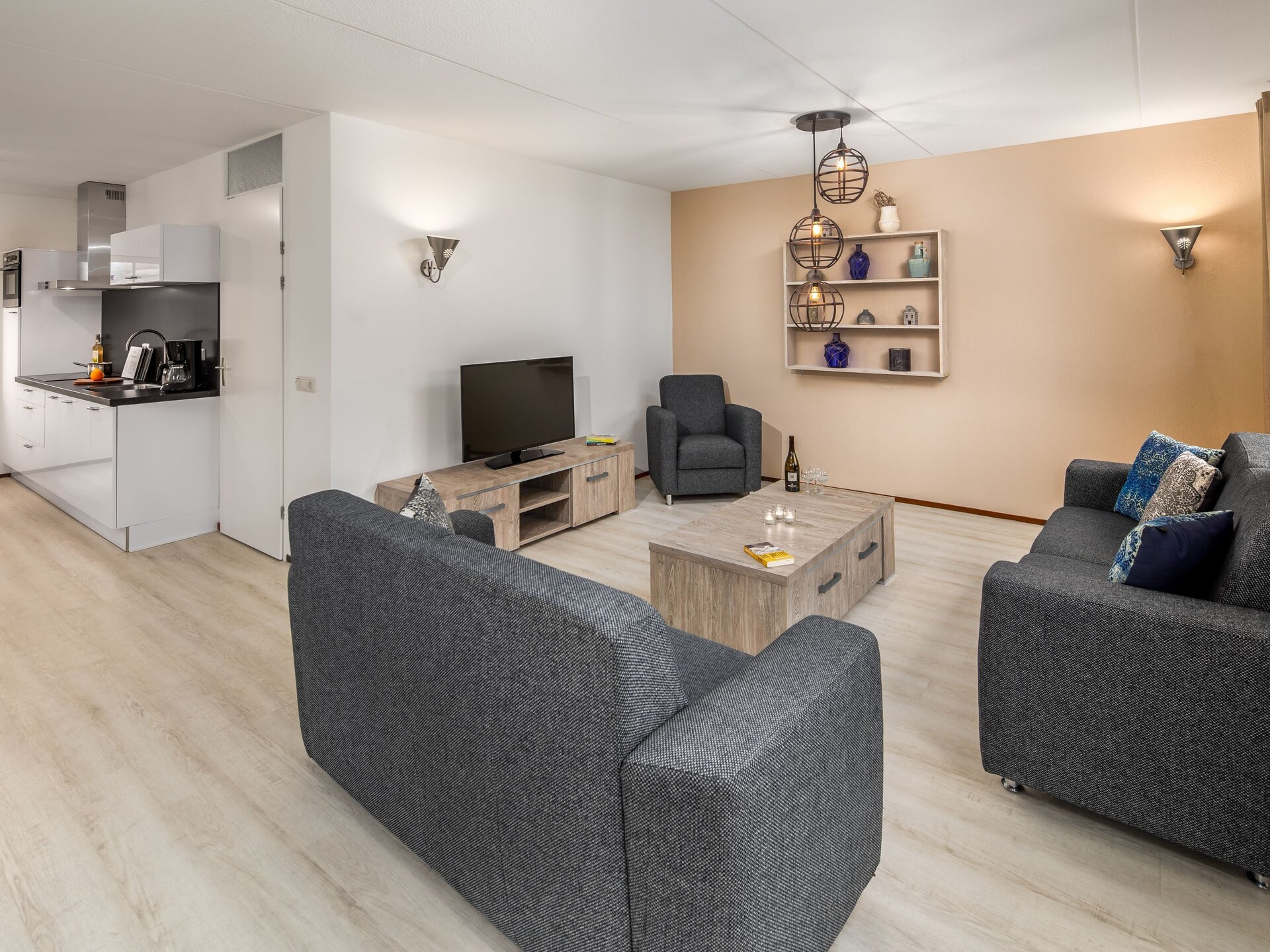 Gerenoveerde rietgedekte villa op 1 km van het Noordzee-strand - foto 11
