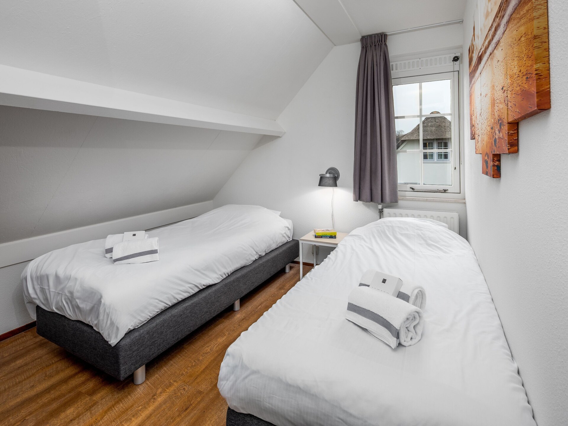 Gerenoveerde rietgedekte villa op 1 km van het Noordzee-strand - foto 9