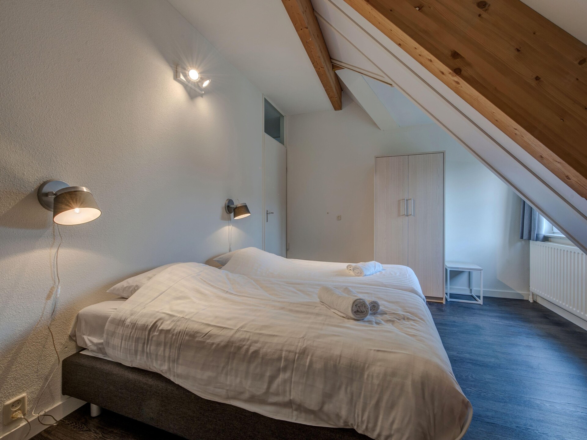 Gerenioveerde villa met sauna op 1 km van het Noordzeestrand - foto 6