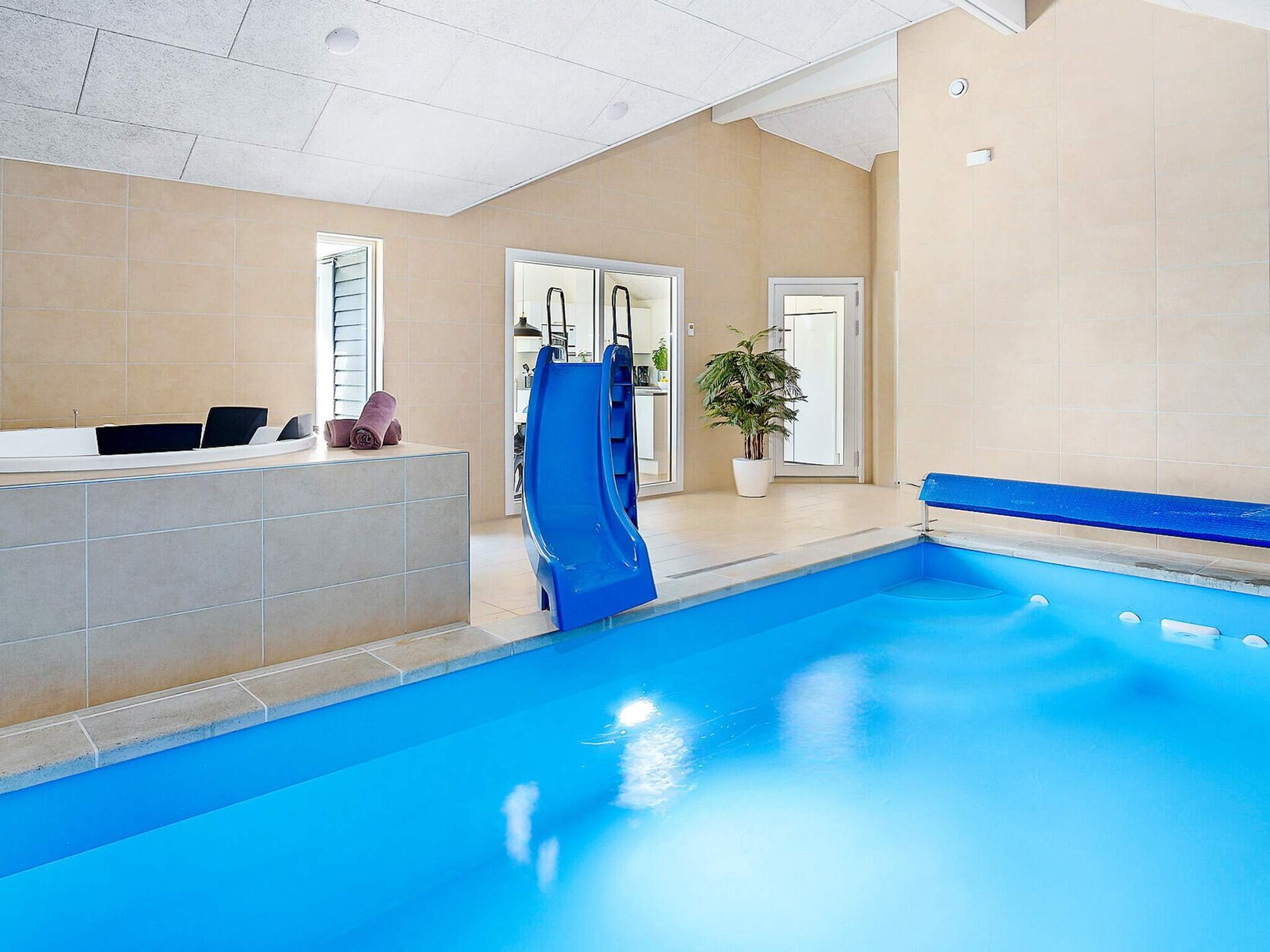 Ruim vakantiehuis in Blåvand voor 18 personen met zwembad en sauna - foto 20