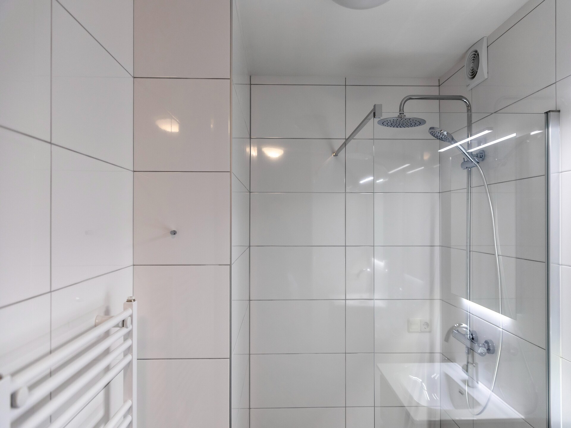 Charmante bosbungalow in Mook met tuin, huisdieren welkom - foto 14