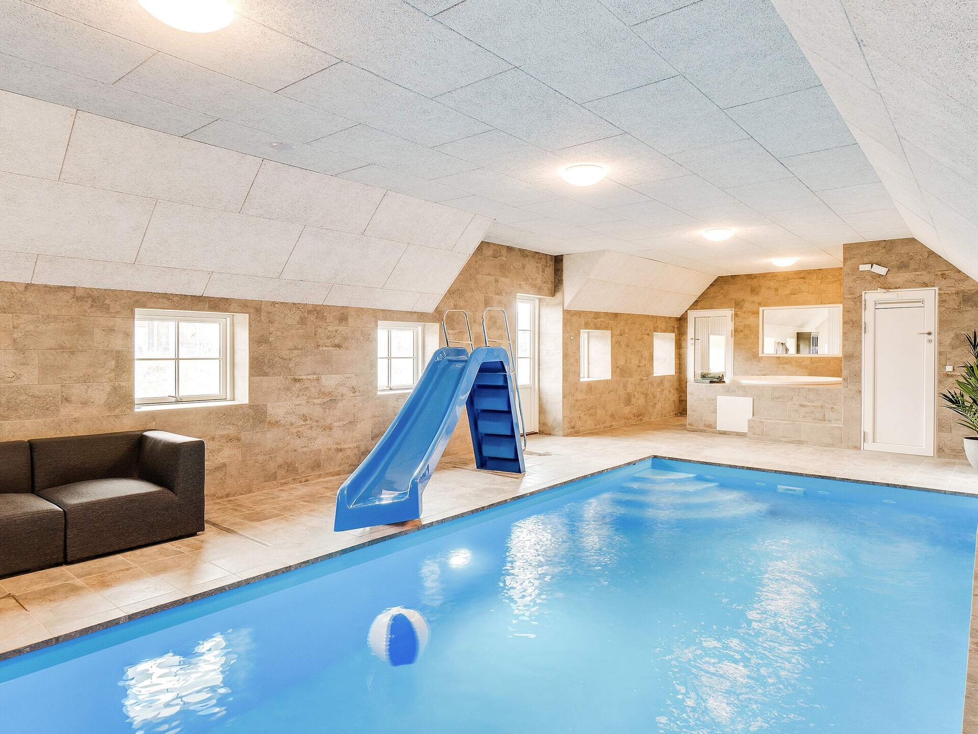 Op 900 m van zee: luxe vakantiehuis in Ringkøbing voor 28 personen - foto 30