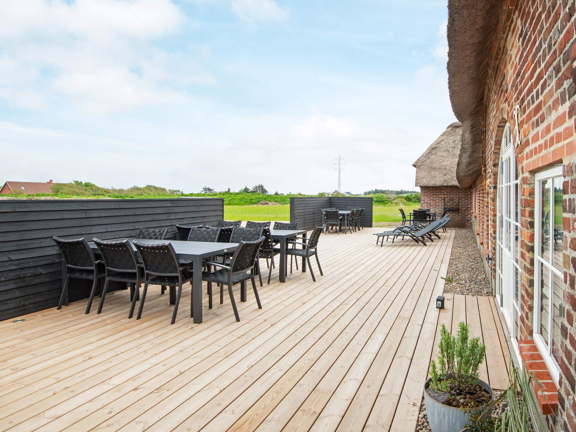 Op 900 m van zee: luxe vakantiehuis in Ringkøbing voor 28 personen - foto 66
