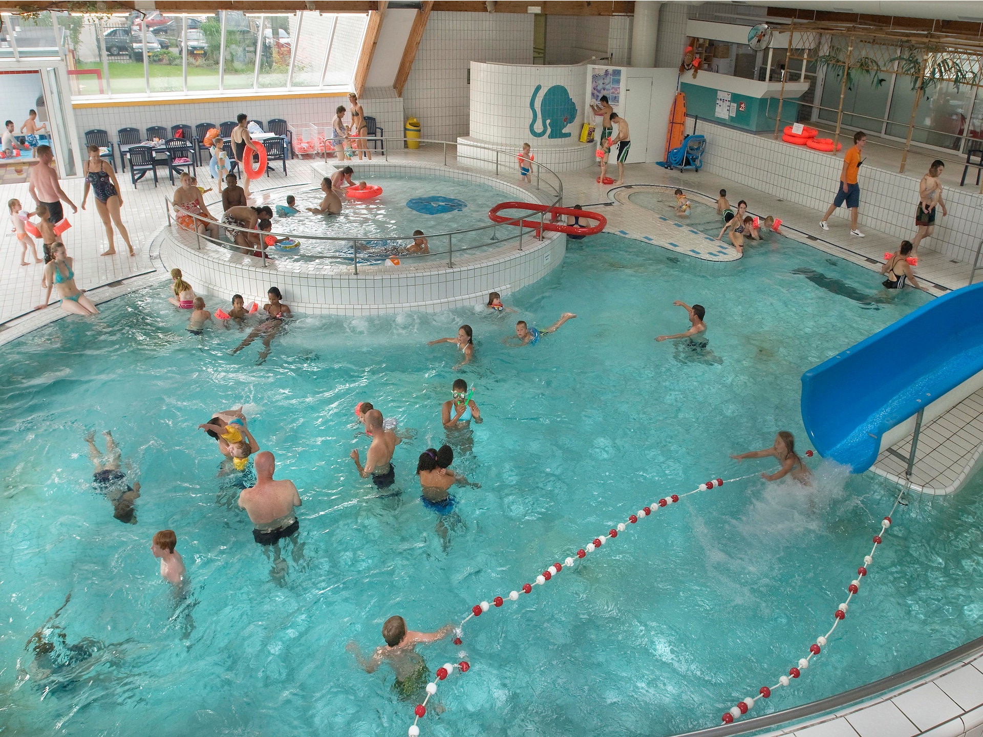 Vrijstaand vakantiehuis op bosrijk park, 10 km van Breda - foto 4