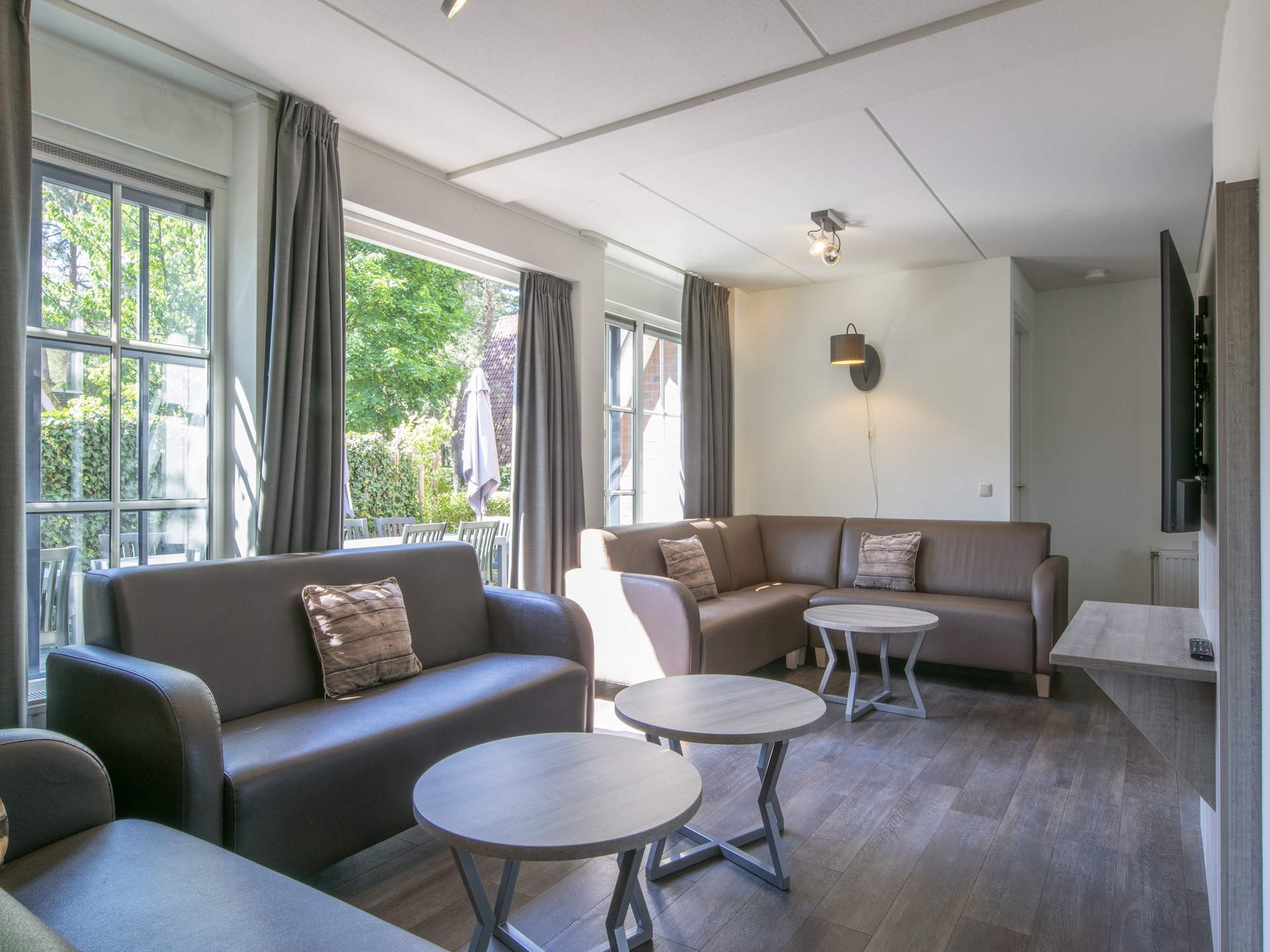 Villa De Katjeskelder 18: Luxe groepsaccommodatie met sauna in Oosterhout - foto 2