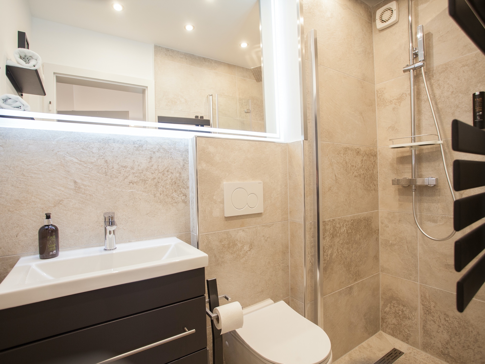 Op 500 m van de piste: modern appartement in centrum Winterberg - foto 9
