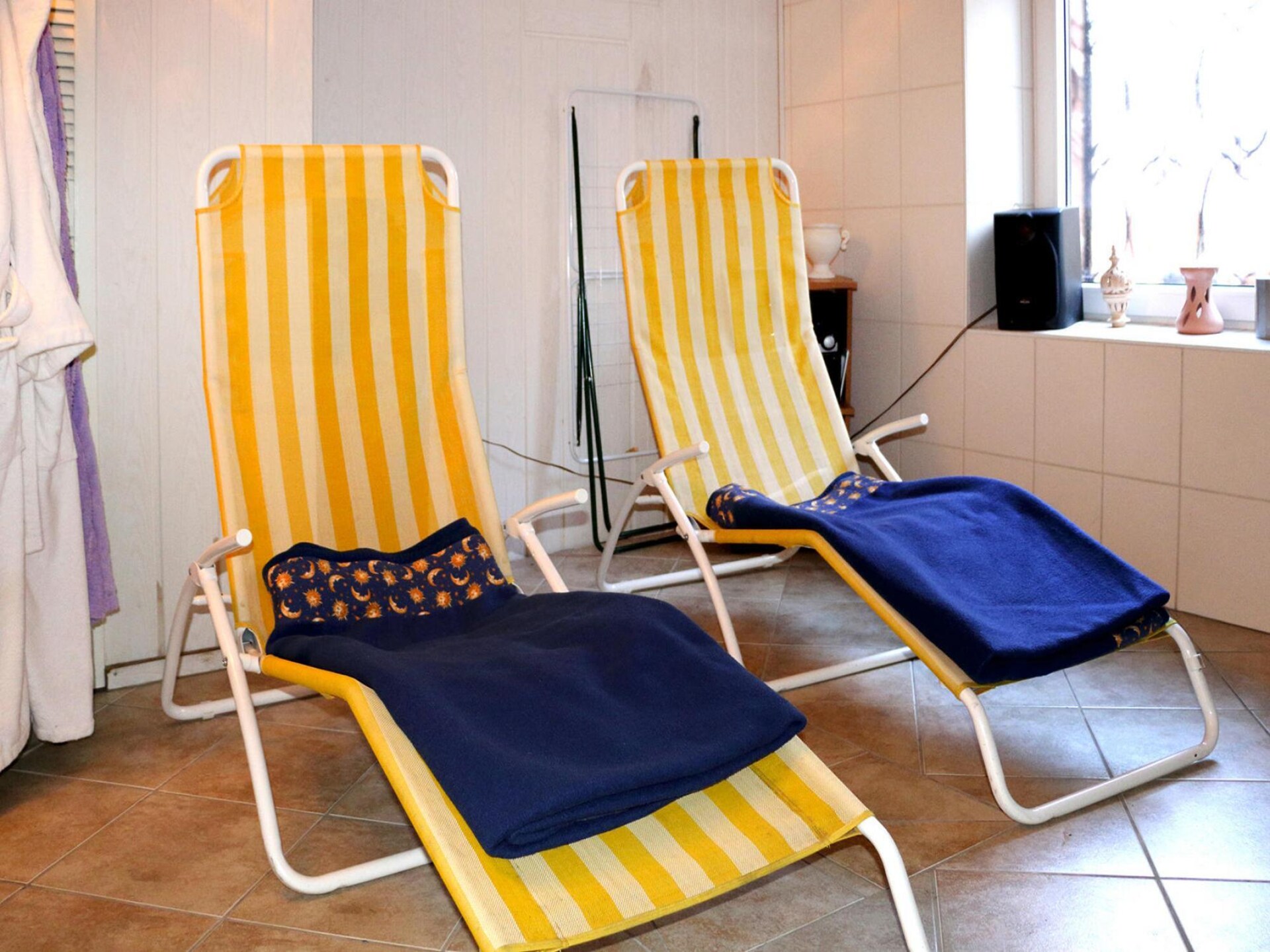 Ruim appartement aan de bosrand met sauna, vlakbij de Rennsteig - foto 16