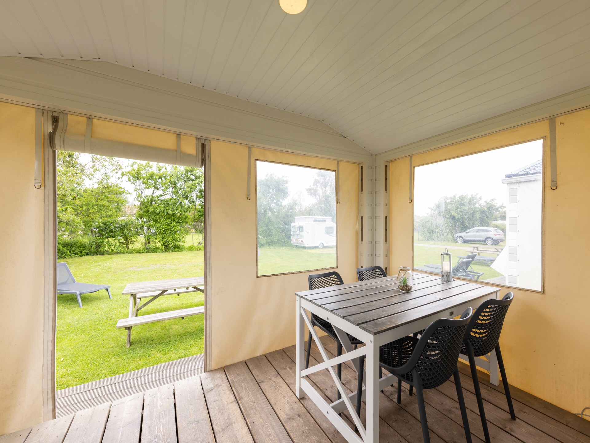 Knus strandchalet op autovrij park Callassande, 1 km van zee - foto 4